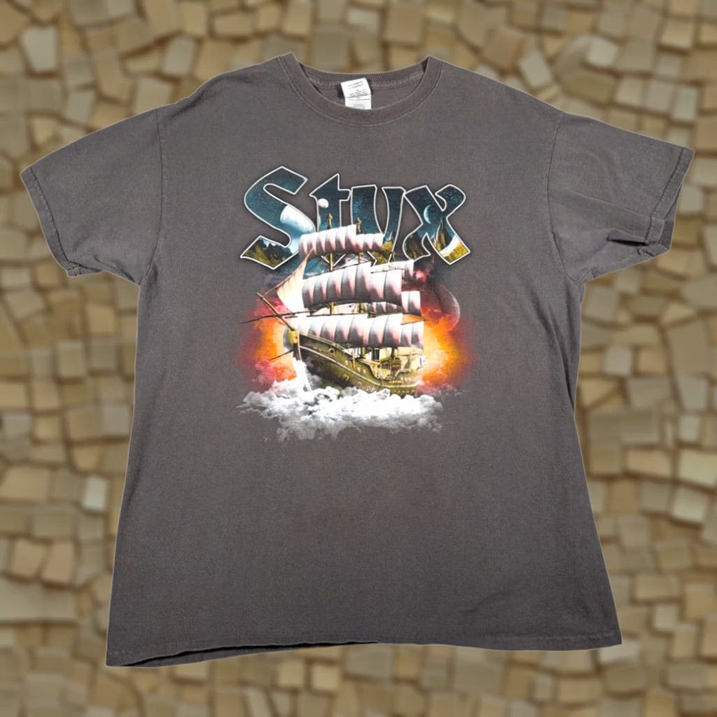 Gildan Styx Shirt Adult LARGE Gray 2016 Tour Concert Merch Music Classic Rock Shirt Size US L / EU 52-54 / 3 - 1 Thumbnail