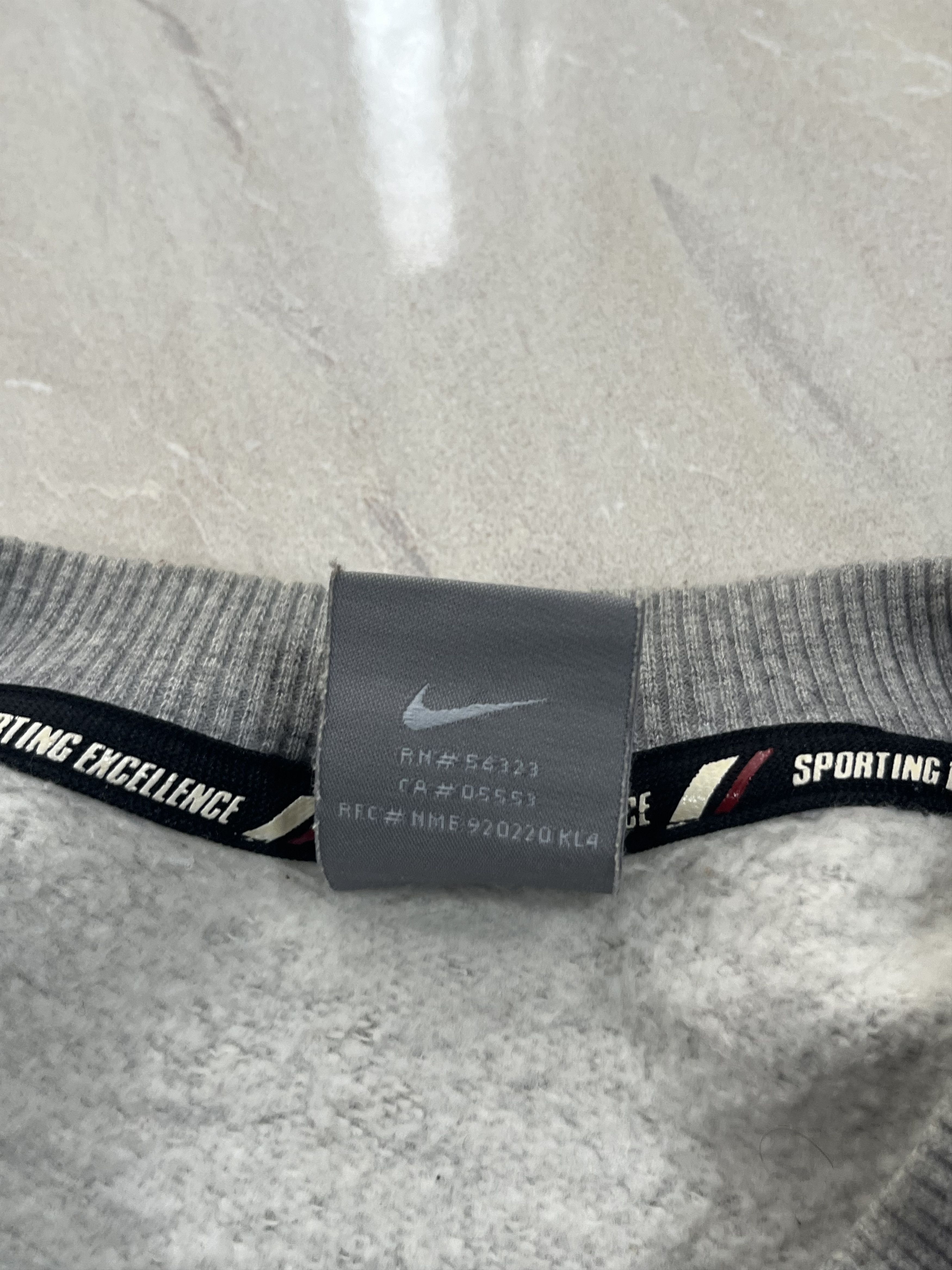 Nike Vintage Sweatshirt Nike Big Logo Swoosh Gray Y2K Streetwear Size US L / EU 52-54 / 3 - 8 Thumbnail