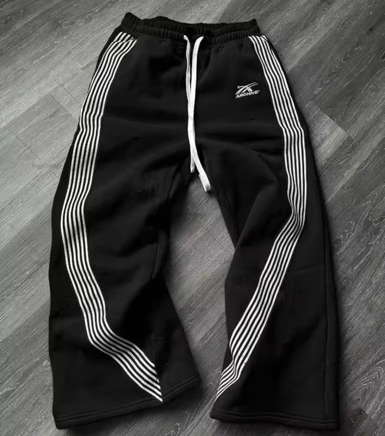 Japanese Brand Y2K style sweatpants Size US 36 / EU 52 - 3 Thumbnail