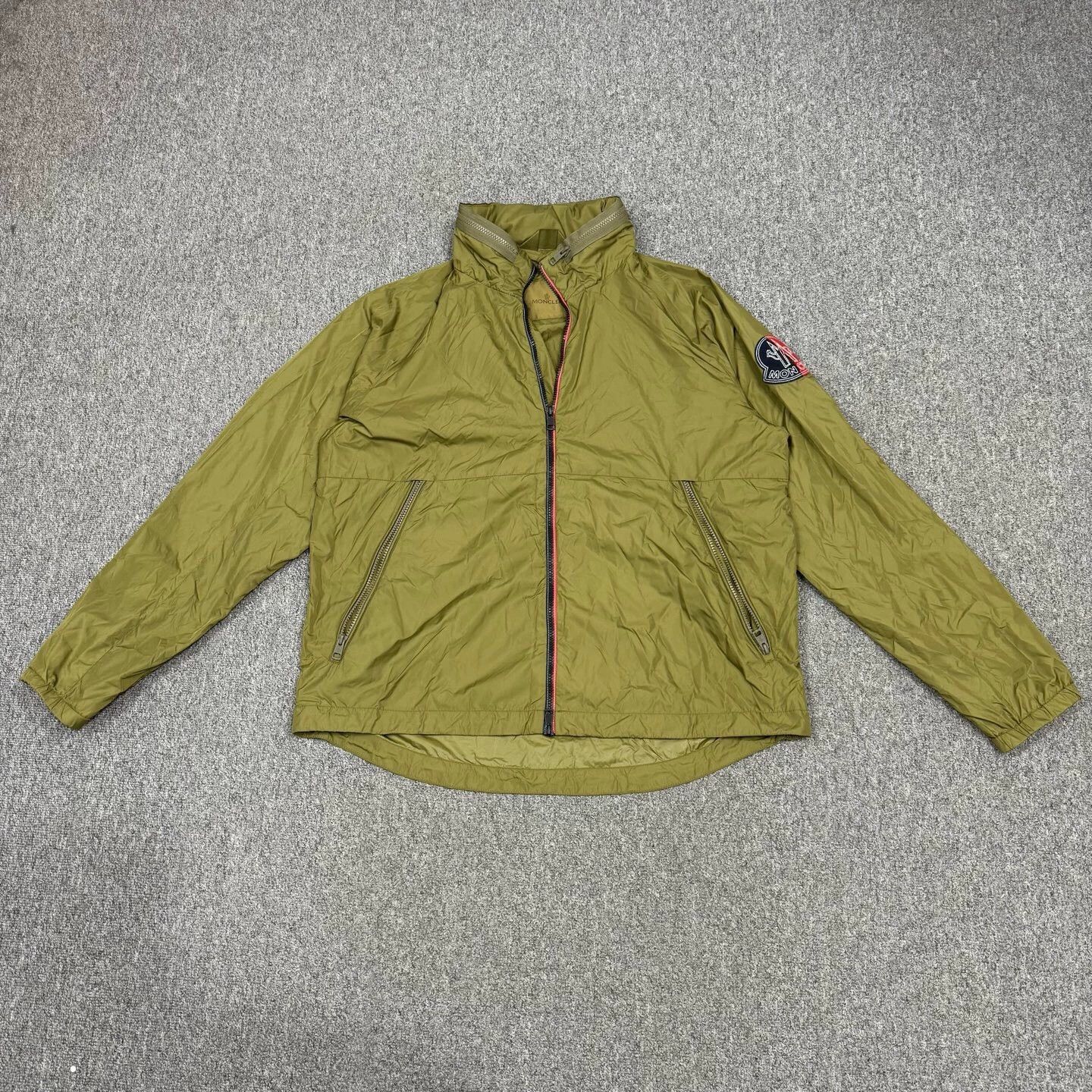 Moncler Moncler Classic Logo Dark Green Jacket Size 5 Size US L / EU 52-54 / 3 - 1 Thumbnail