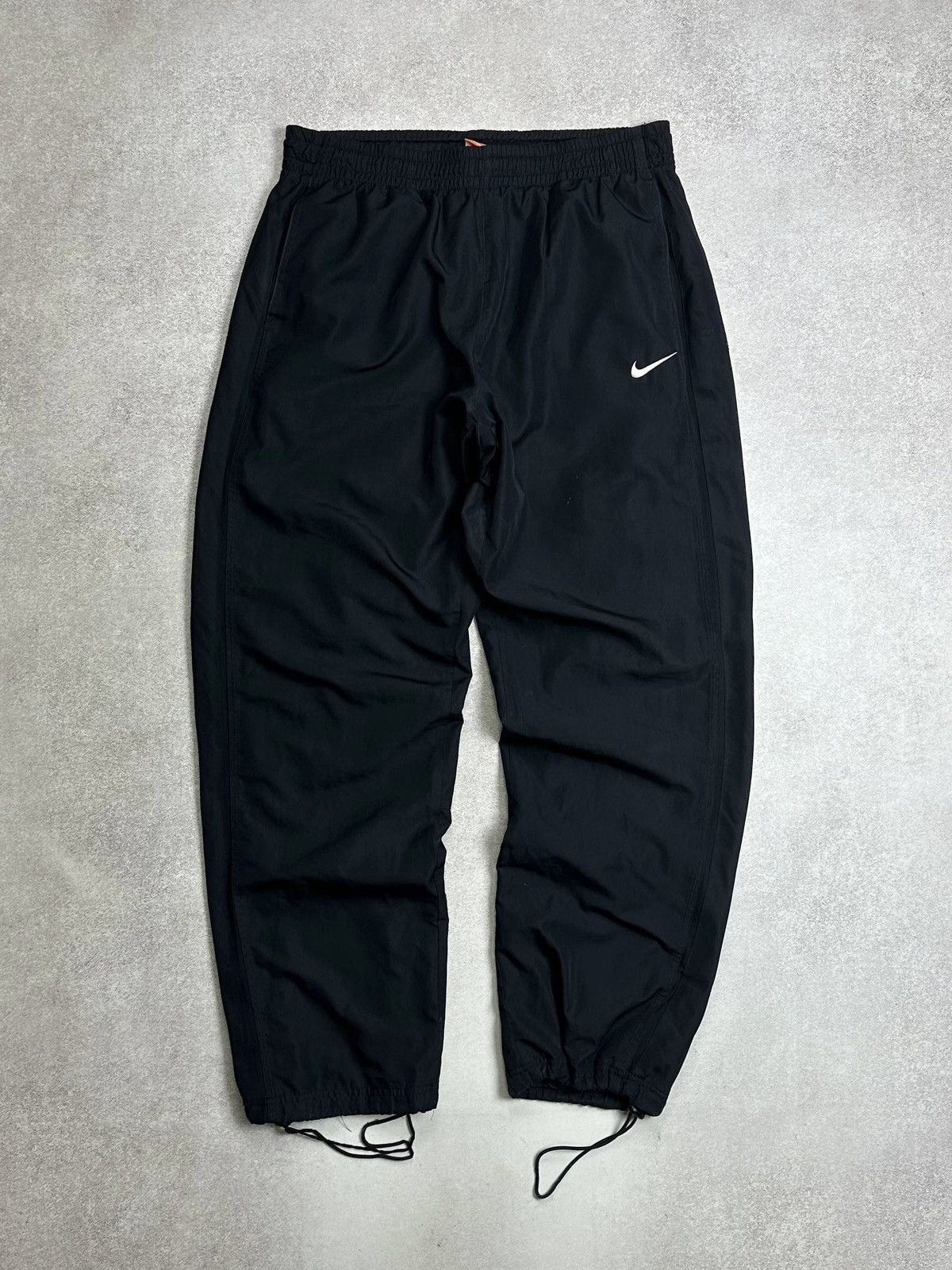 Nike Vintage Nike Swoosh Baggy TN Skepta Style Y2K Track Pants L Size US 34 / EU 50 - 1 Thumbnail