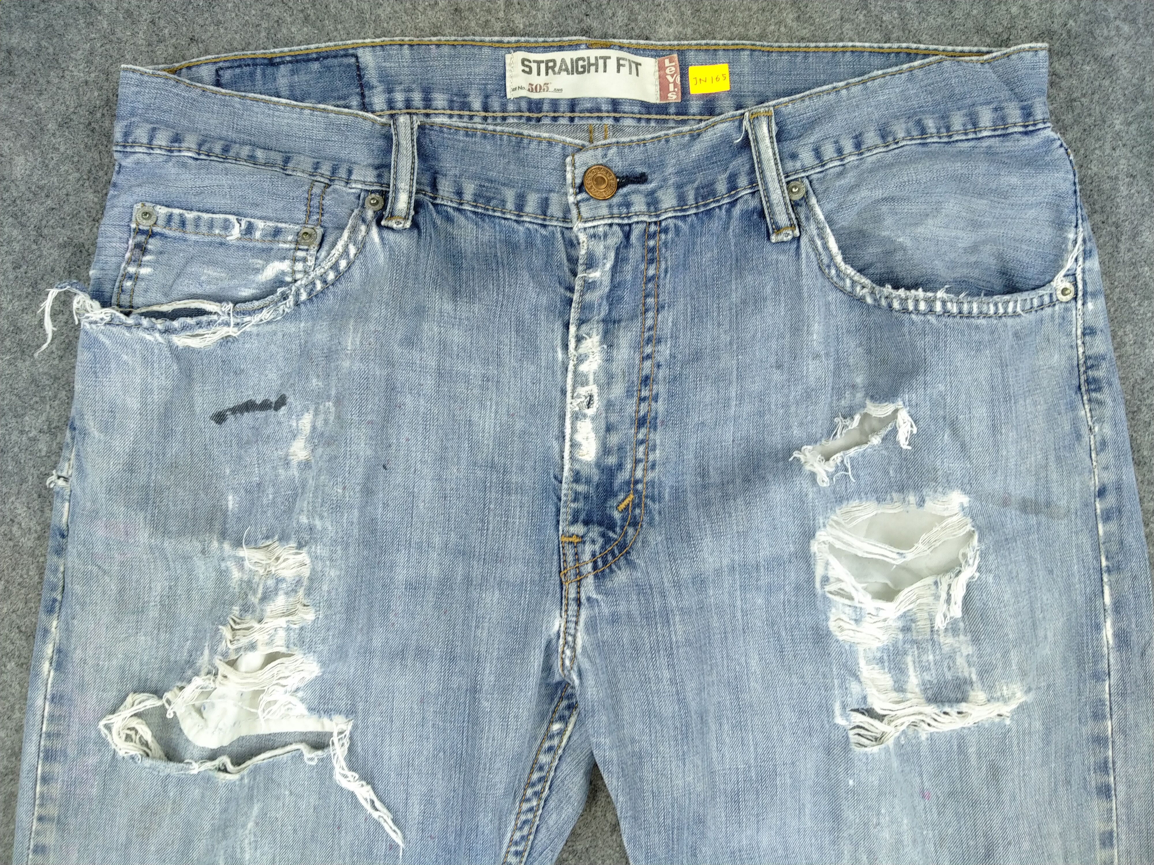 Japanese Brand Vintage Levi's 505 Straight Ripped Denim 35x30.5 JN165 Size US 35 - 3 Thumbnail