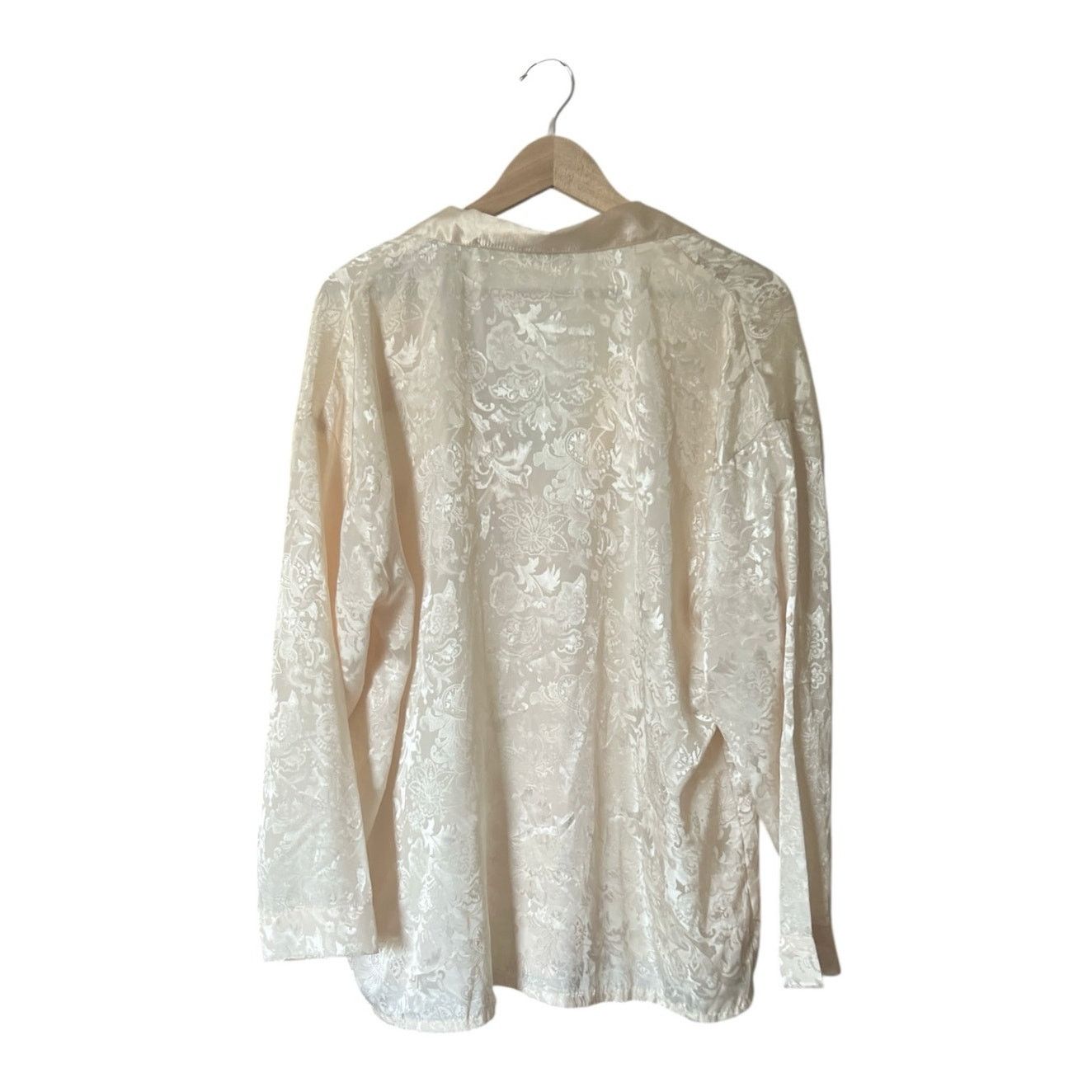 Victoria's Secret Victoria’s Secret Gold Label Sleep Shirt Size Large Size ONE SIZE - 2 Thumbnail