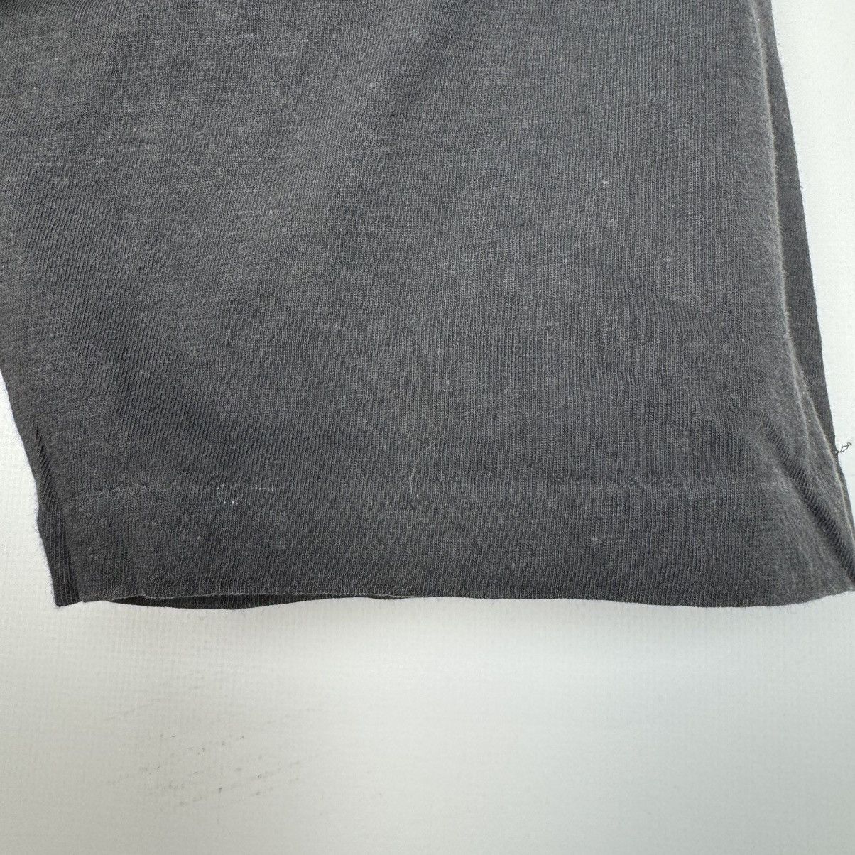 Vintage THE KELLY FAMILY 90s Y2K RARE VINTAGE T-SHIRT POP ROCK BAND Size US M / EU 48-50 / 2 - 14 Thumbnail