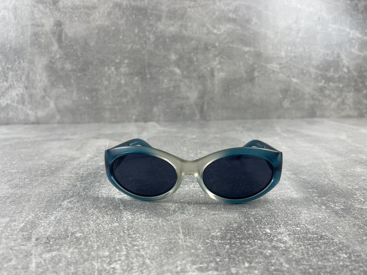 Fendi Fendi Vintage 00s Oval Acetate Sunglasses Blue Transparent Size ONE SIZE - 3 Thumbnail