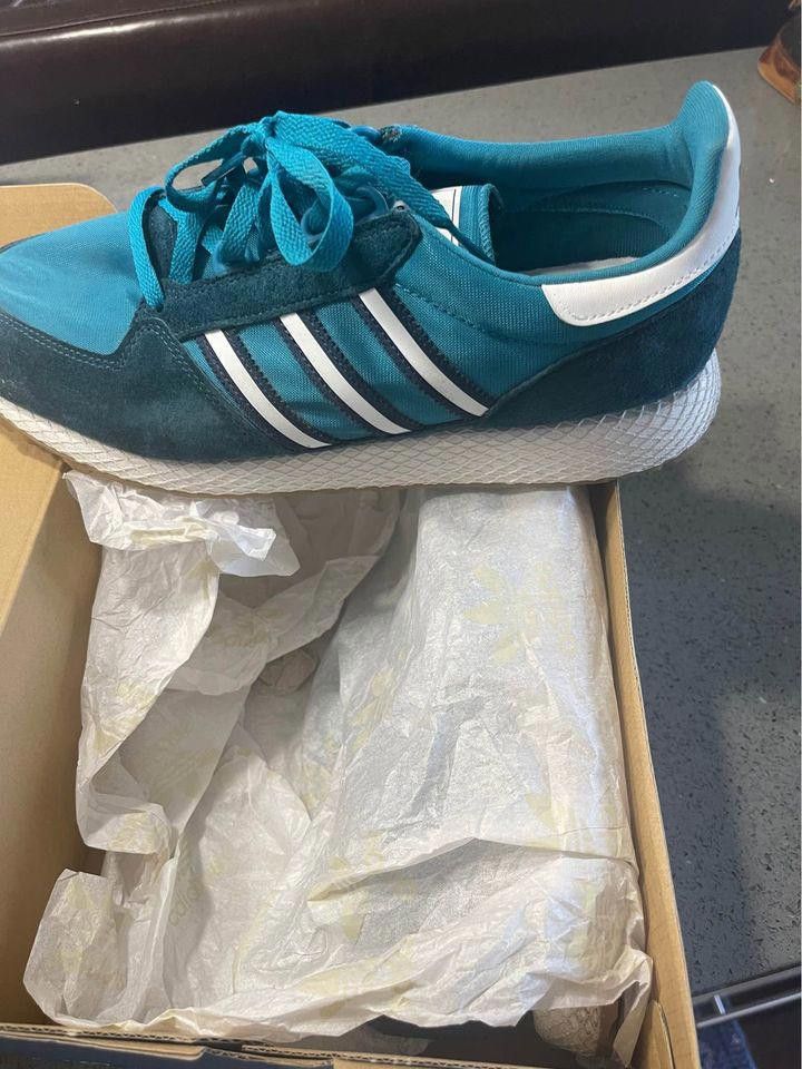 Designer Adidas forest grove Size US 11.5 / EU 44-45 - 2 Thumbnail