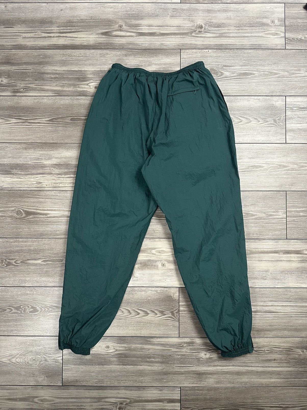 Nike × Vintage Vintage 90’s Nike Tonal Nylon Pants Size US 31 - 2 Thumbnail