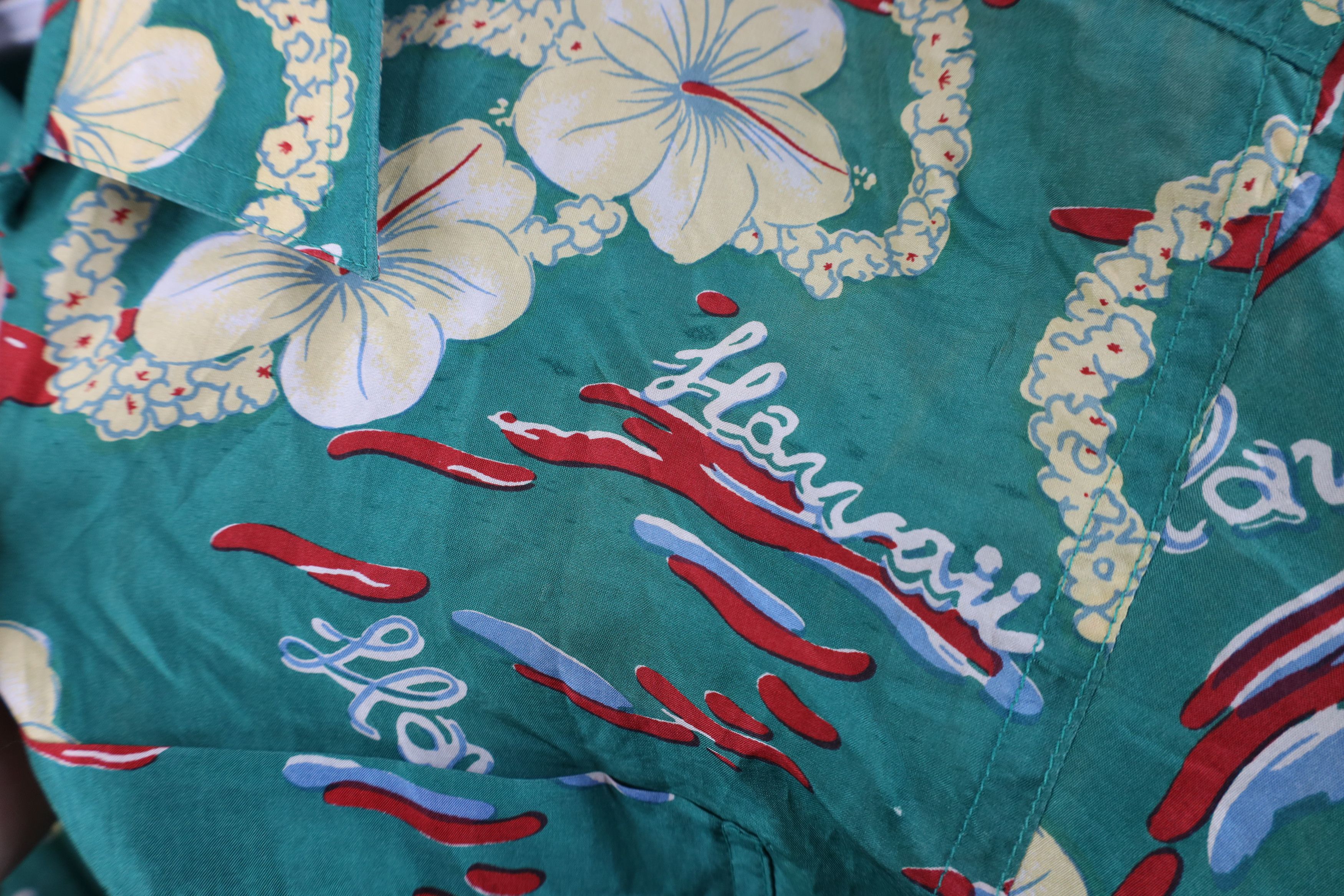 Vintage Vintage 90s Streetwear Hawaiian Luau Collared Button Shirt Size US XL / EU 56 / 4 - 5 Thumbnail