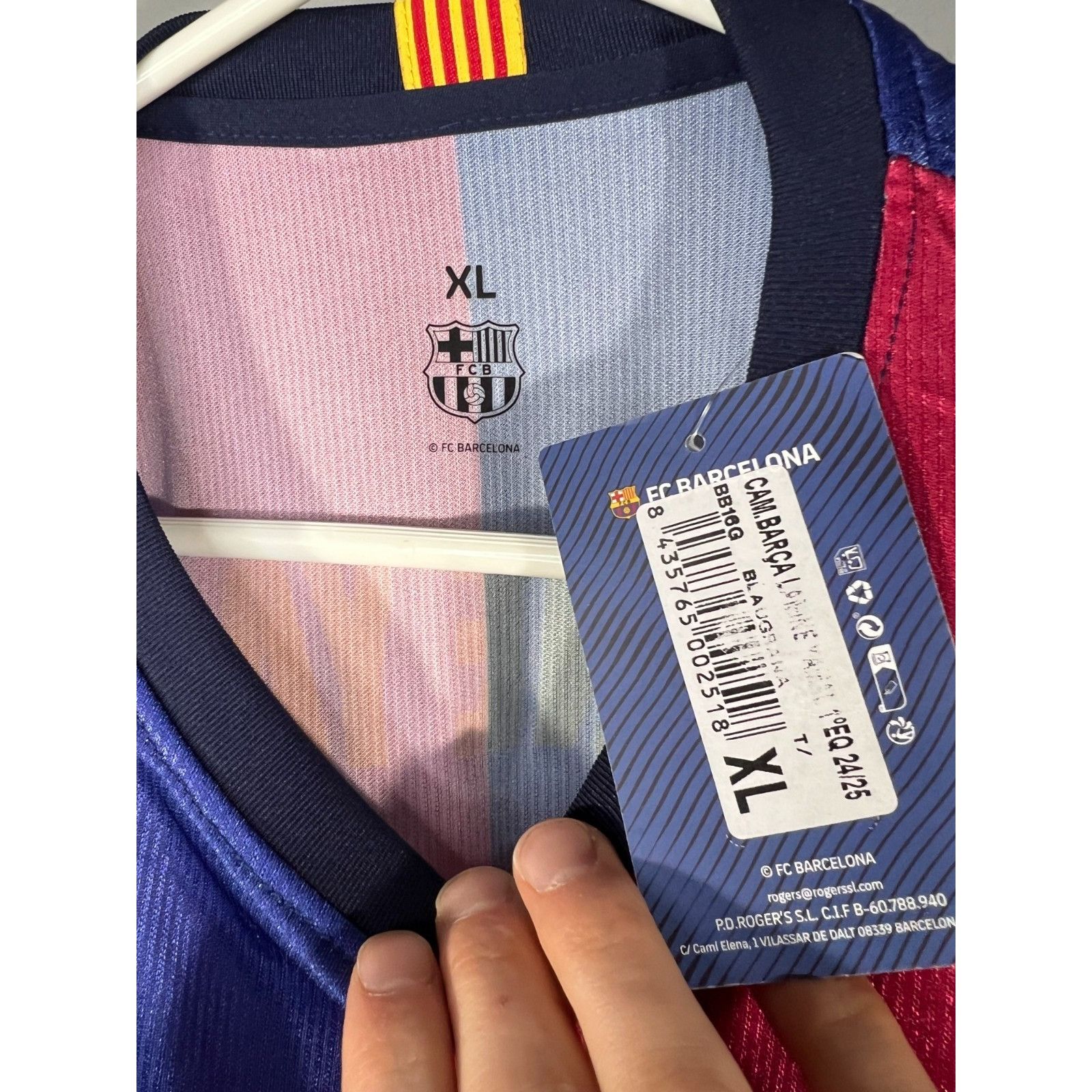 Other NWT Lamine Yamal #10 Barcelona 25 26 Home Jersey Football So Size US XL / EU 56 / 4 - 4 Thumbnail