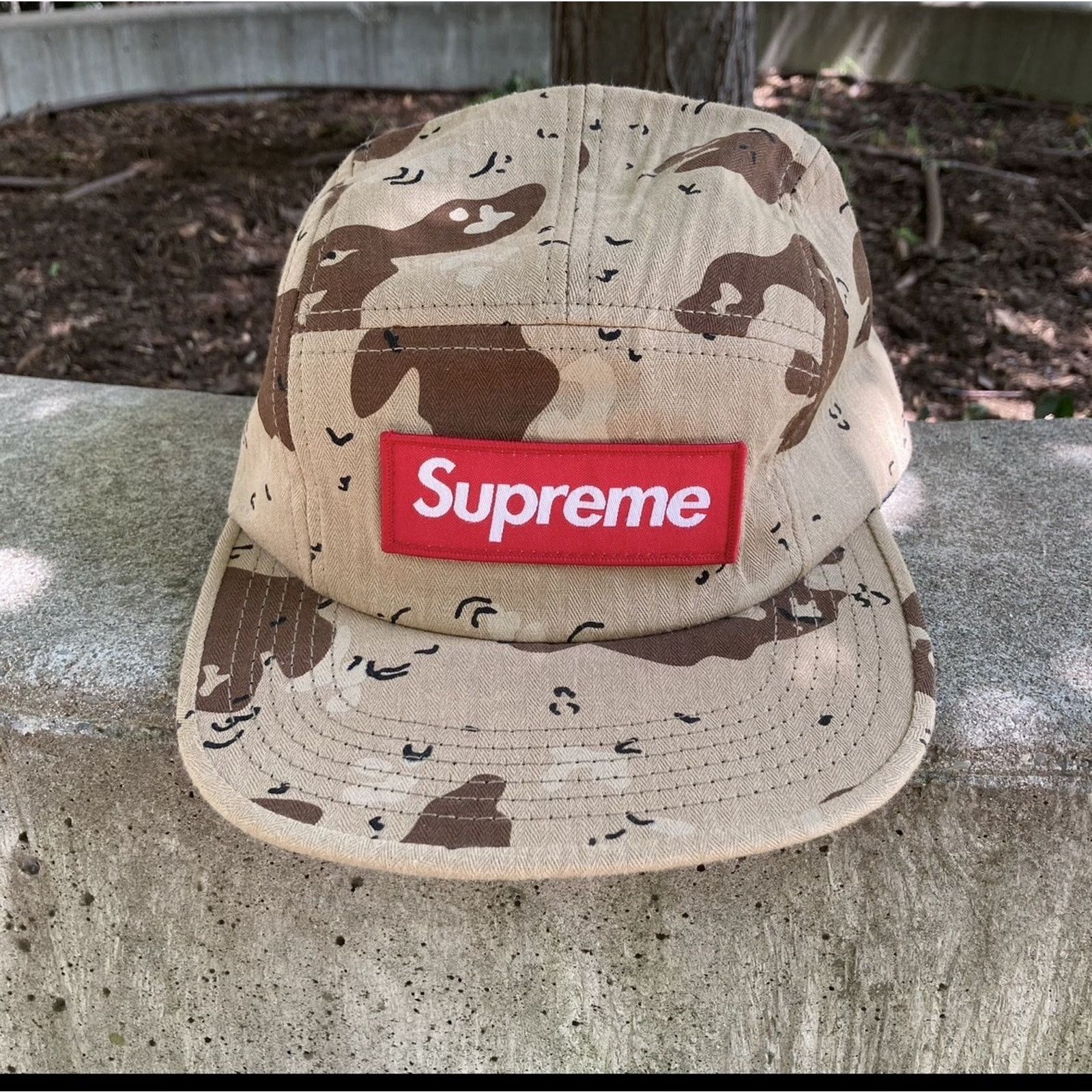 Levi's × Supreme Supreme Levi's Nylon Bell Hat Chocolate Chip Camo