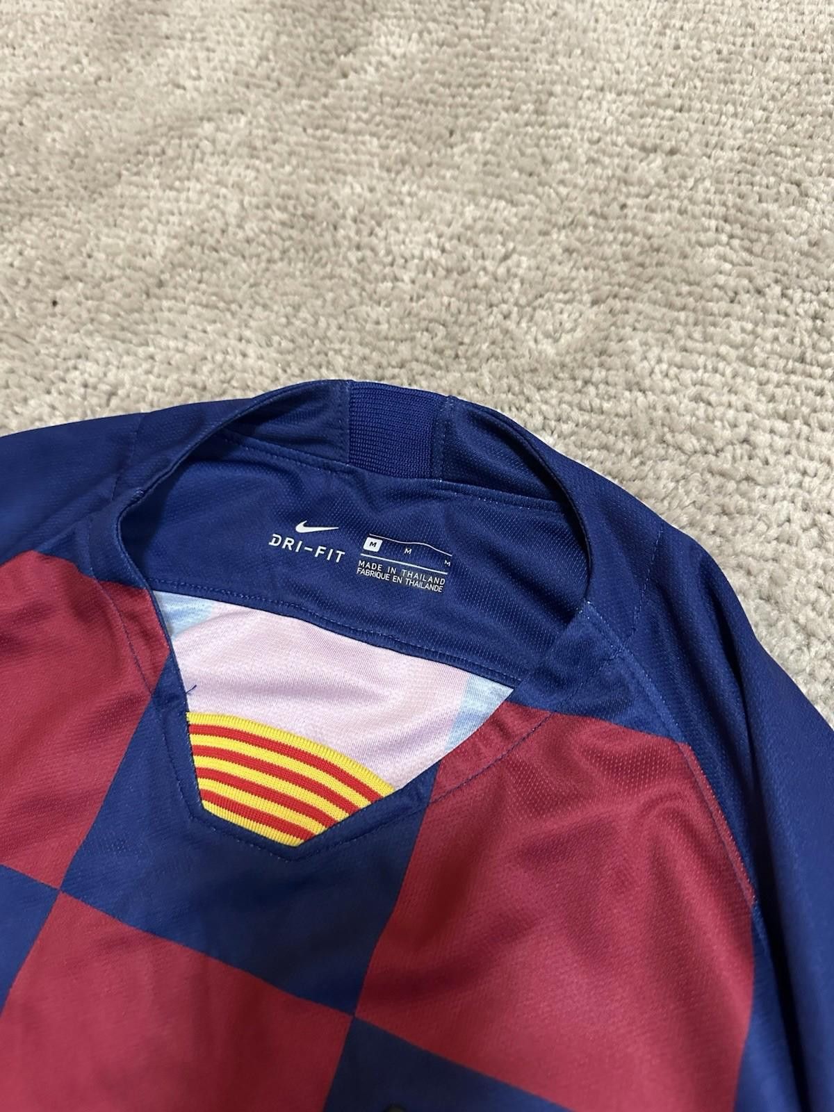 Nike BARCELONA 2019 2020 HOME SHIRT JERSEY NIKE sz M MEN Size US M / EU 48-50 / 2 - 7 Thumbnail