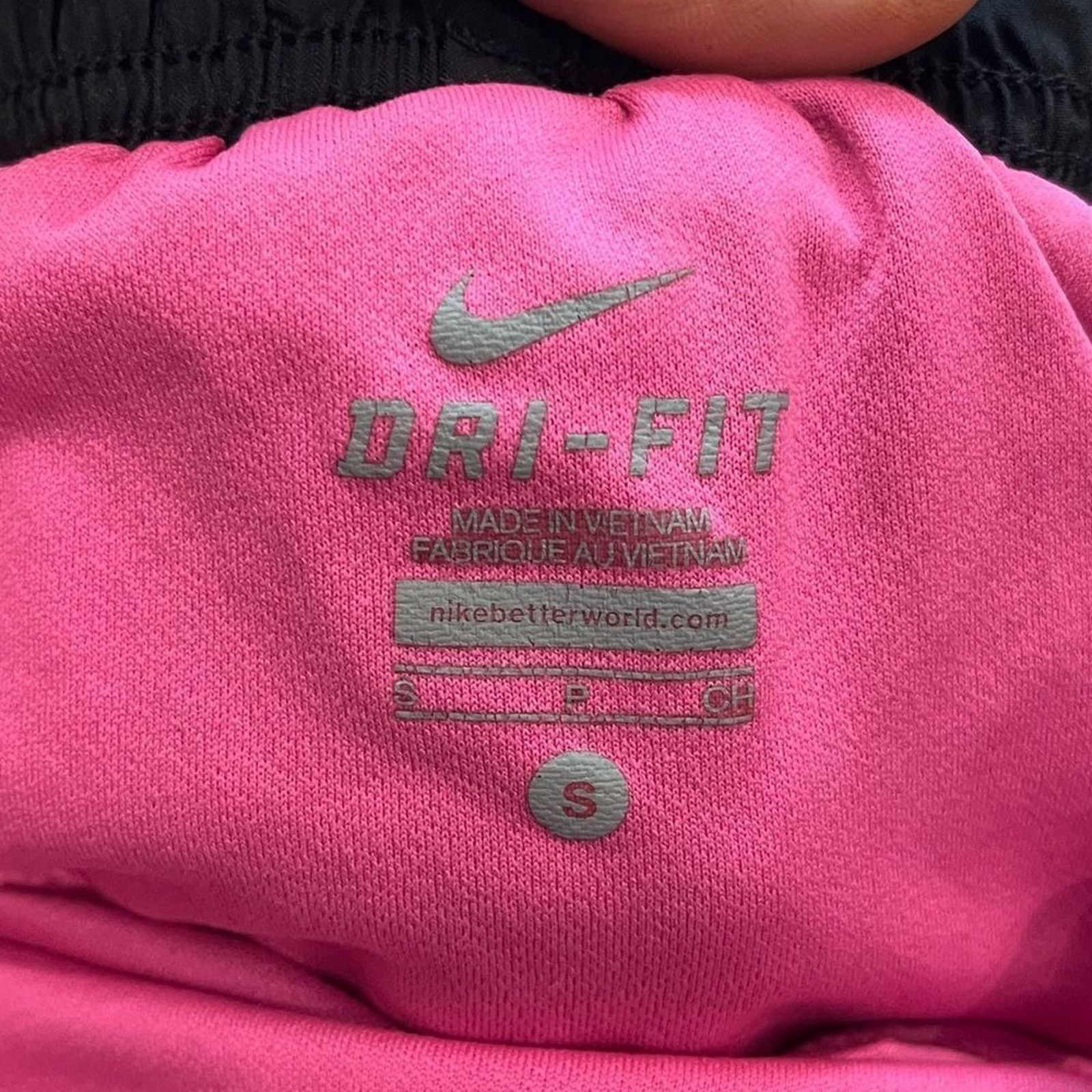 Nike Nike Womens Black Pink Elastic Waist Dri-FIT Track Shorts S Size 26" / US 2 / IT 38 - 2 Thumbnail