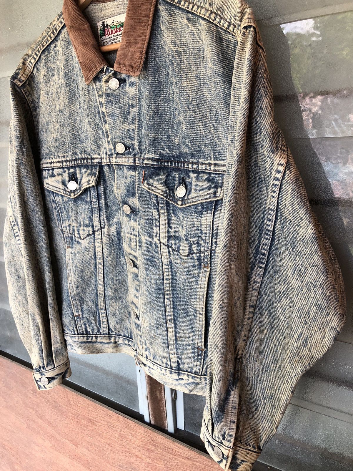 Levi's Vintage Clothing Vintage Levi’s Acid Wash Alaska Denim Jacket Rare Size US M / EU 48-50 / 2 - 4 Thumbnail