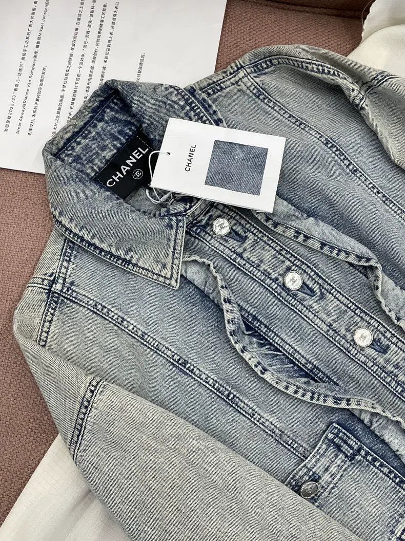 Chanel Chanel Make an old blue ruffled denim jacket Size XXS / US 00 / IT 34 - 3 Thumbnail