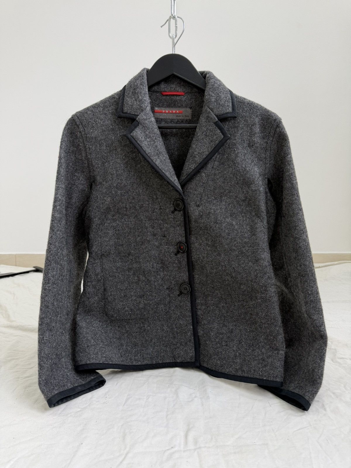 Prada Vintage Prada Wool Luxury Womens Jacket Blazers Size M / US 6-8 / IT 42-44 - 1 Thumbnail