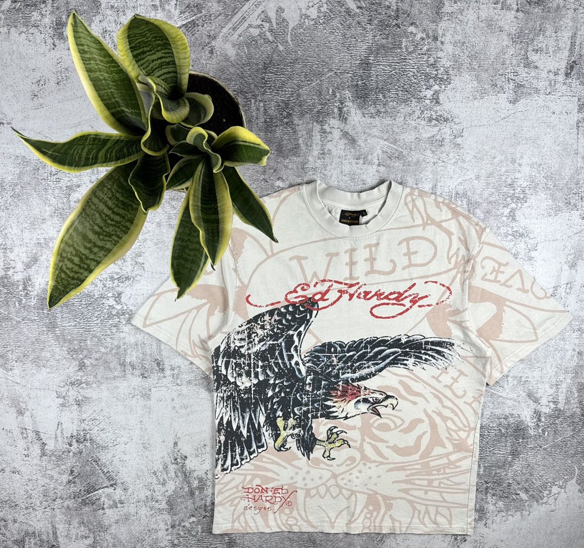 Ed Hardy Ed Hardy X Urban Outfitters Over print Tiger Logo Oversized T Shirt Tee Jersey Size US M / EU 48-50 / 2 - 1 Thumbnail