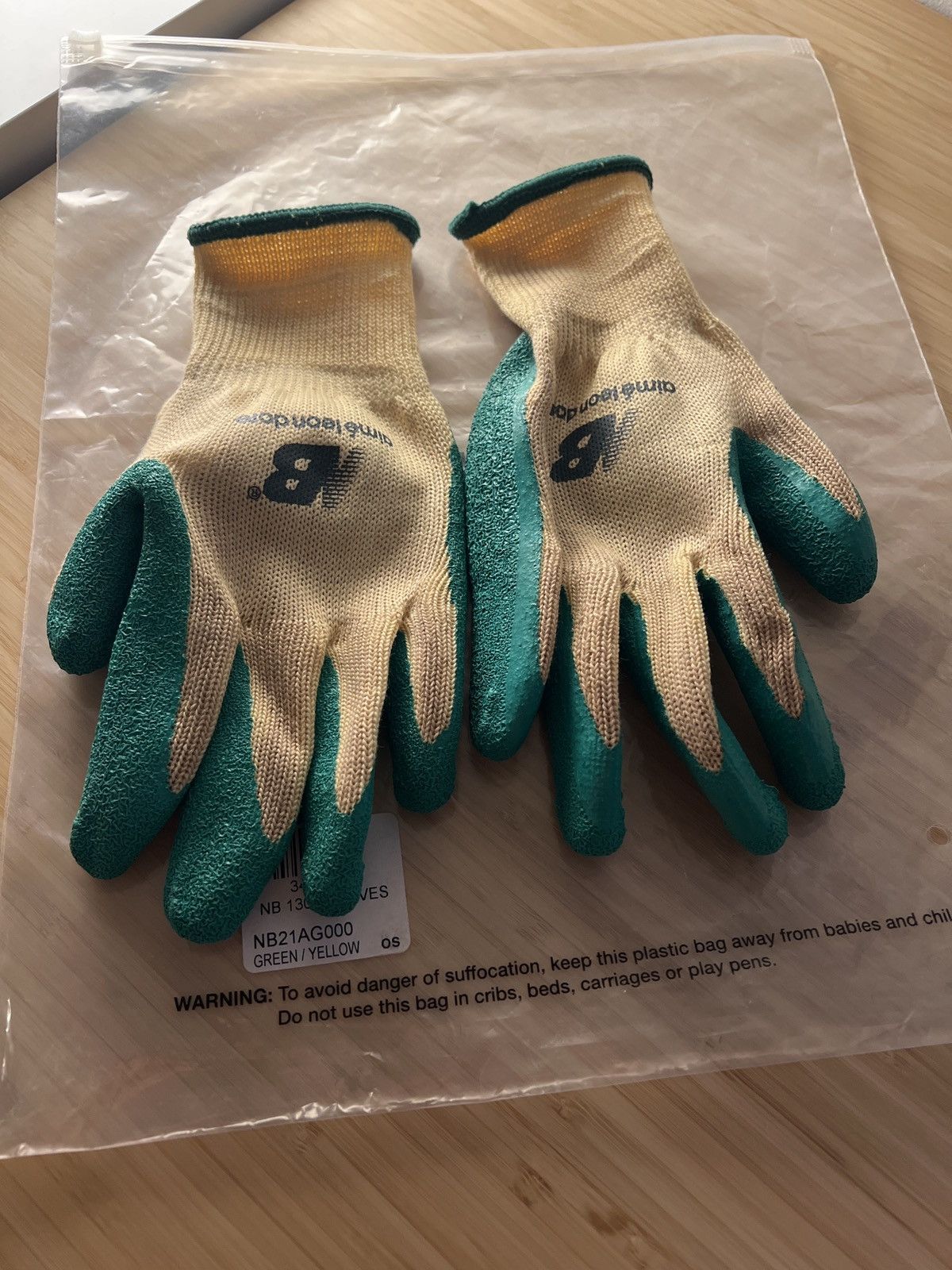 Aime Leon Dore × New Balance Aime Leon Dore Gardening Gloves Size ONE SIZE - 5 Thumbnail