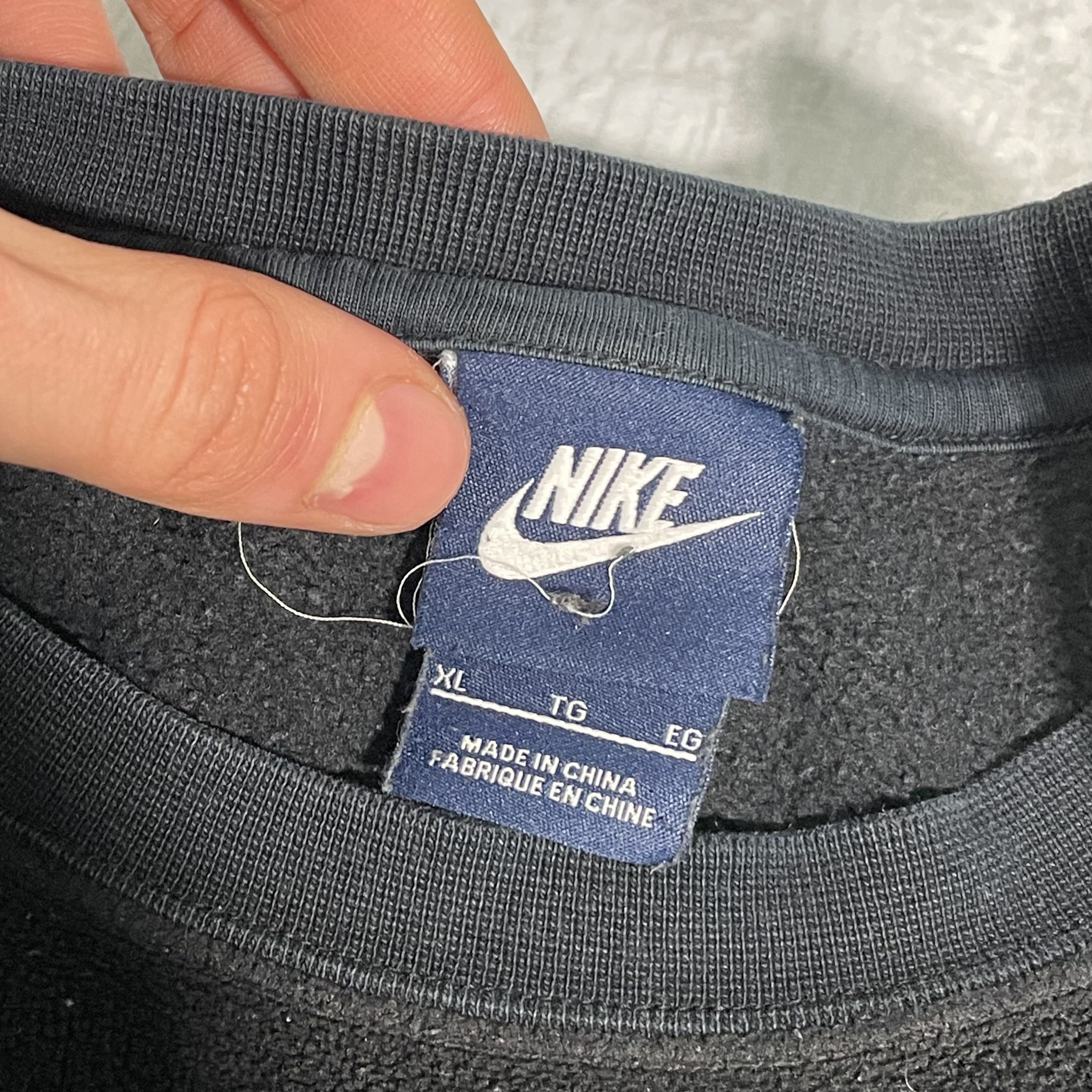 Nike Nike sweatshirt grunge alt rare y2k custom Tiger 1of1 sz XL Size US XL / EU 56 / 4 - 7 Thumbnail