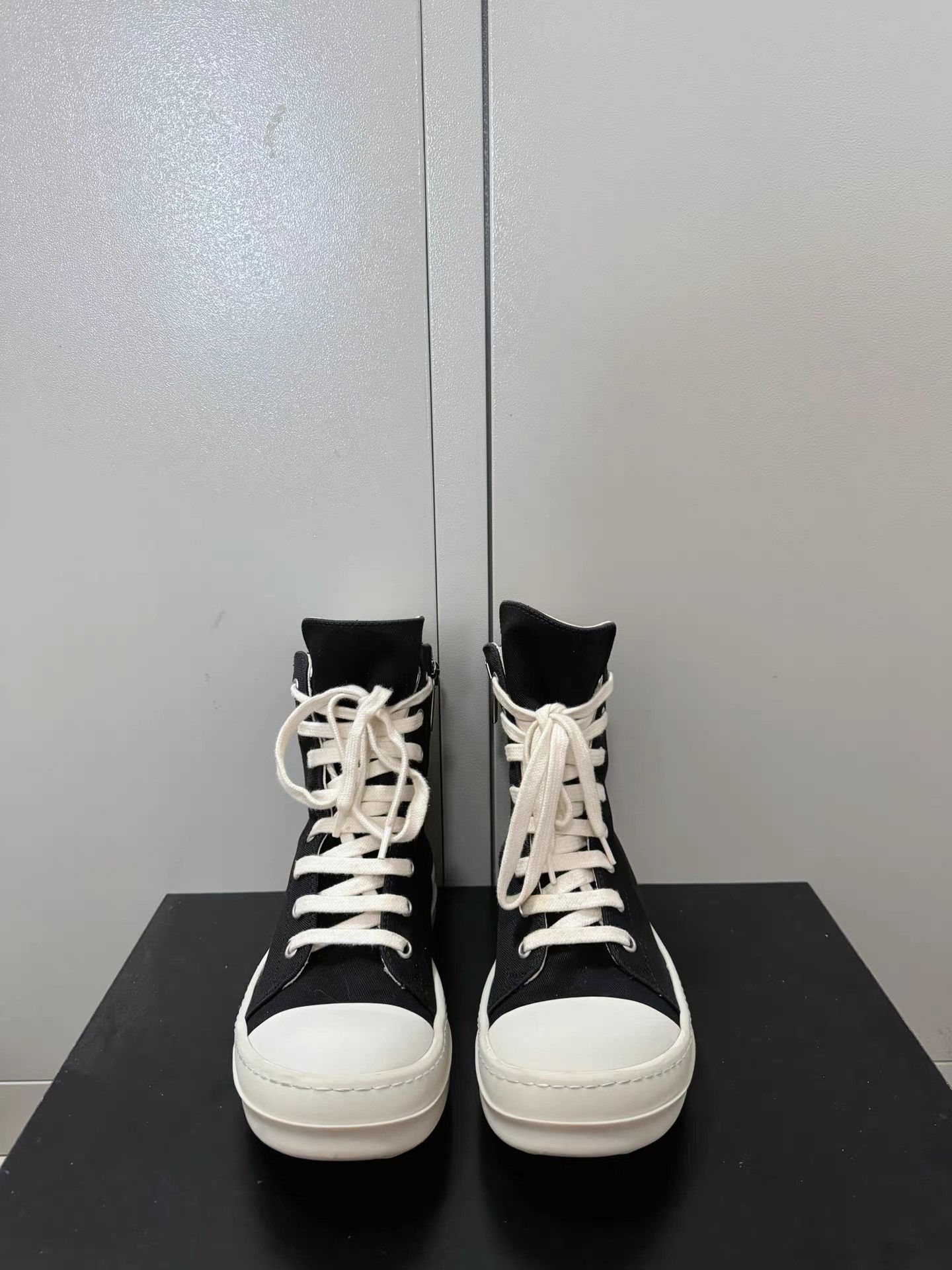 Rick Owens Drkshdw Rick Owens Drkshdw high-top Converse sneakers Size US 5.5 / IT 35.5 - 2 Thumbnail