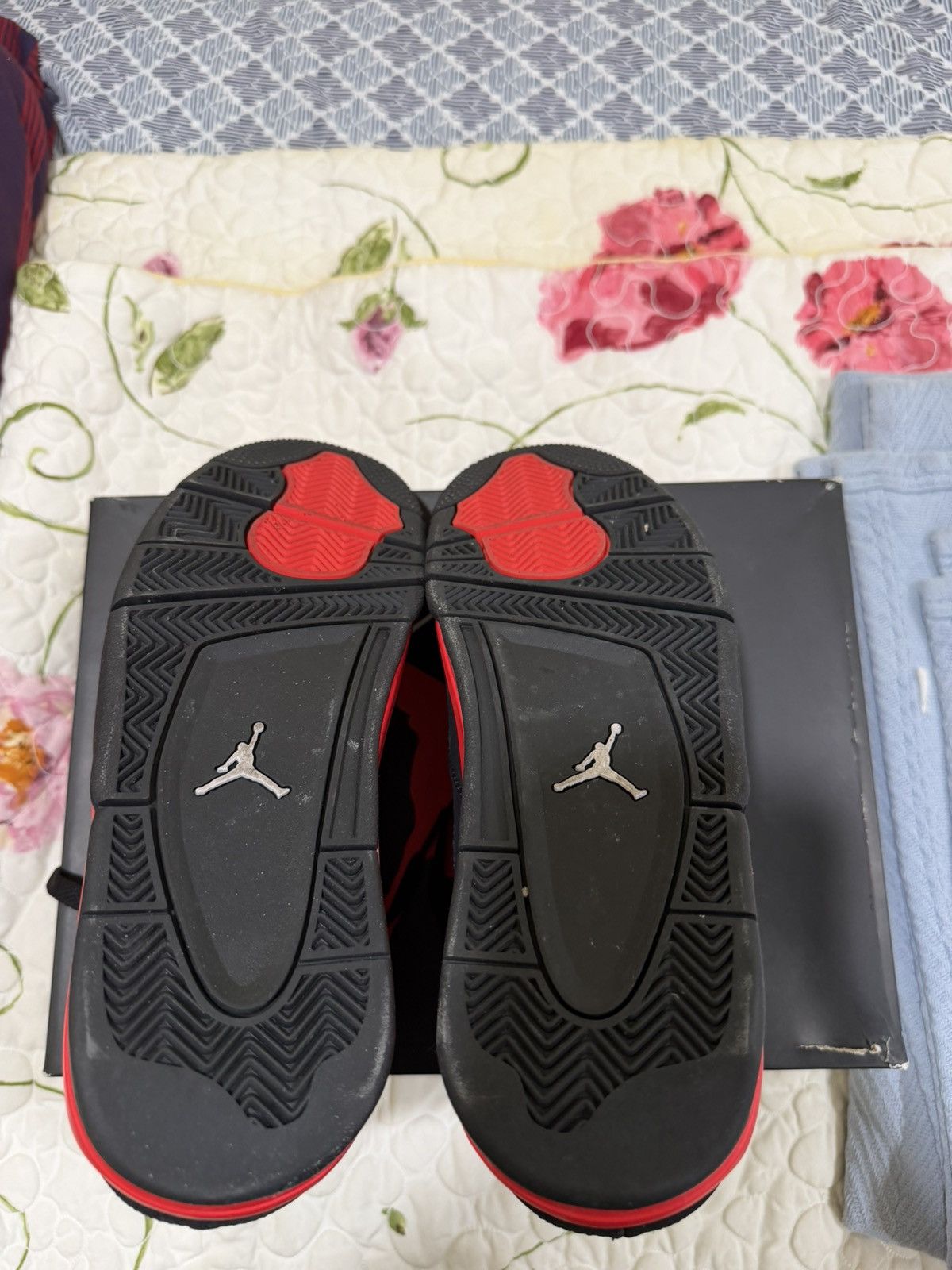 Jordan Brand Black Red thunder 11s Size US 9 / EU 42 - 8 Thumbnail