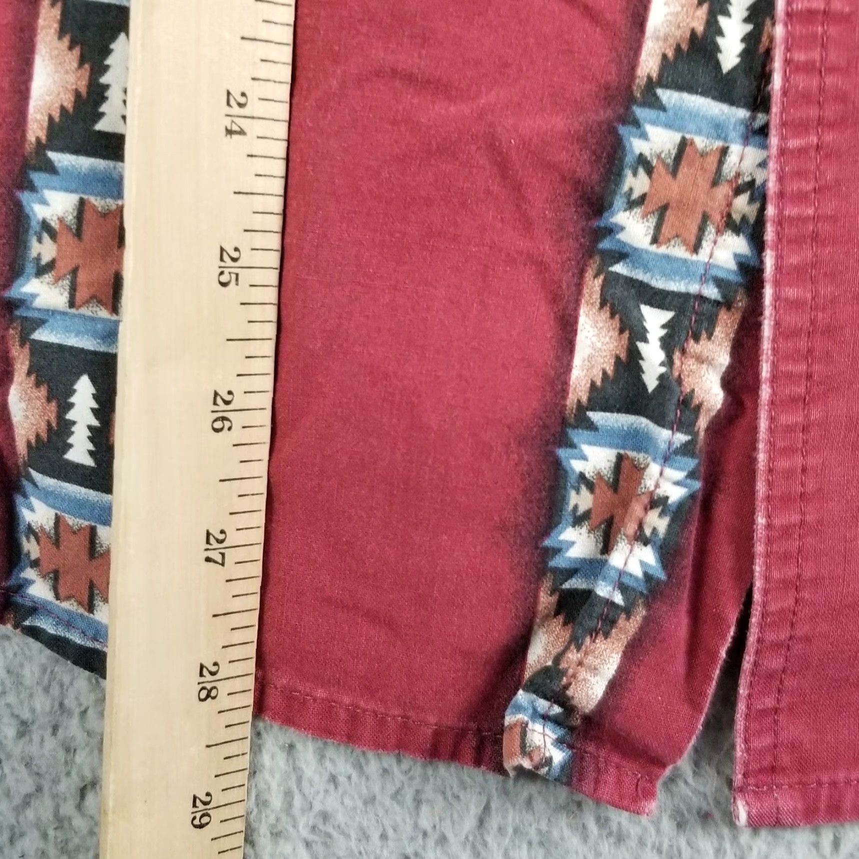 Wrangler Vintage Wrangler Western Shirt Men XL Aztec Brush Popper Pearl Snap Red Distress Geometric Pattern Canvas Cotton Heavyweight Size US XL / EU 56 / 4 - 4 Thumbnail