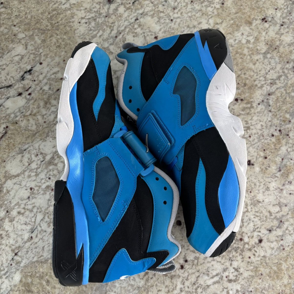 Nike Size 11.5 - Nike Diamond Turf Hero Blue Super Clean No Box Size US 11.5 / EU 44-45 - 13 Thumbnail