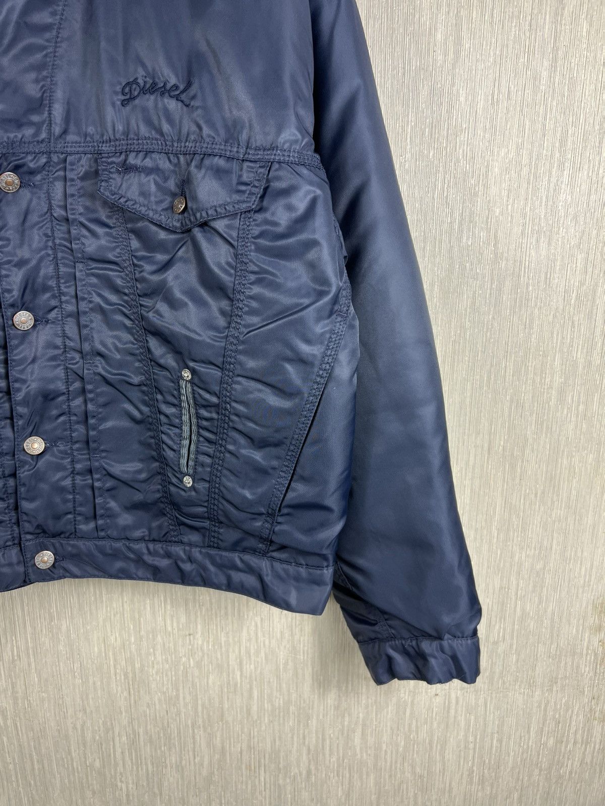 Diesel Vintage 90s Diesel denver navy cropped nylon jacket italy Size US L / EU 52-54 / 3 - 6 Thumbnail