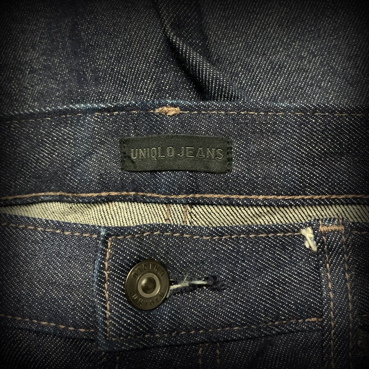 Uniqlo Uniqlo Dark Indigo Jeans Size 33 Straight Fit Size US 33 - 3 Thumbnail