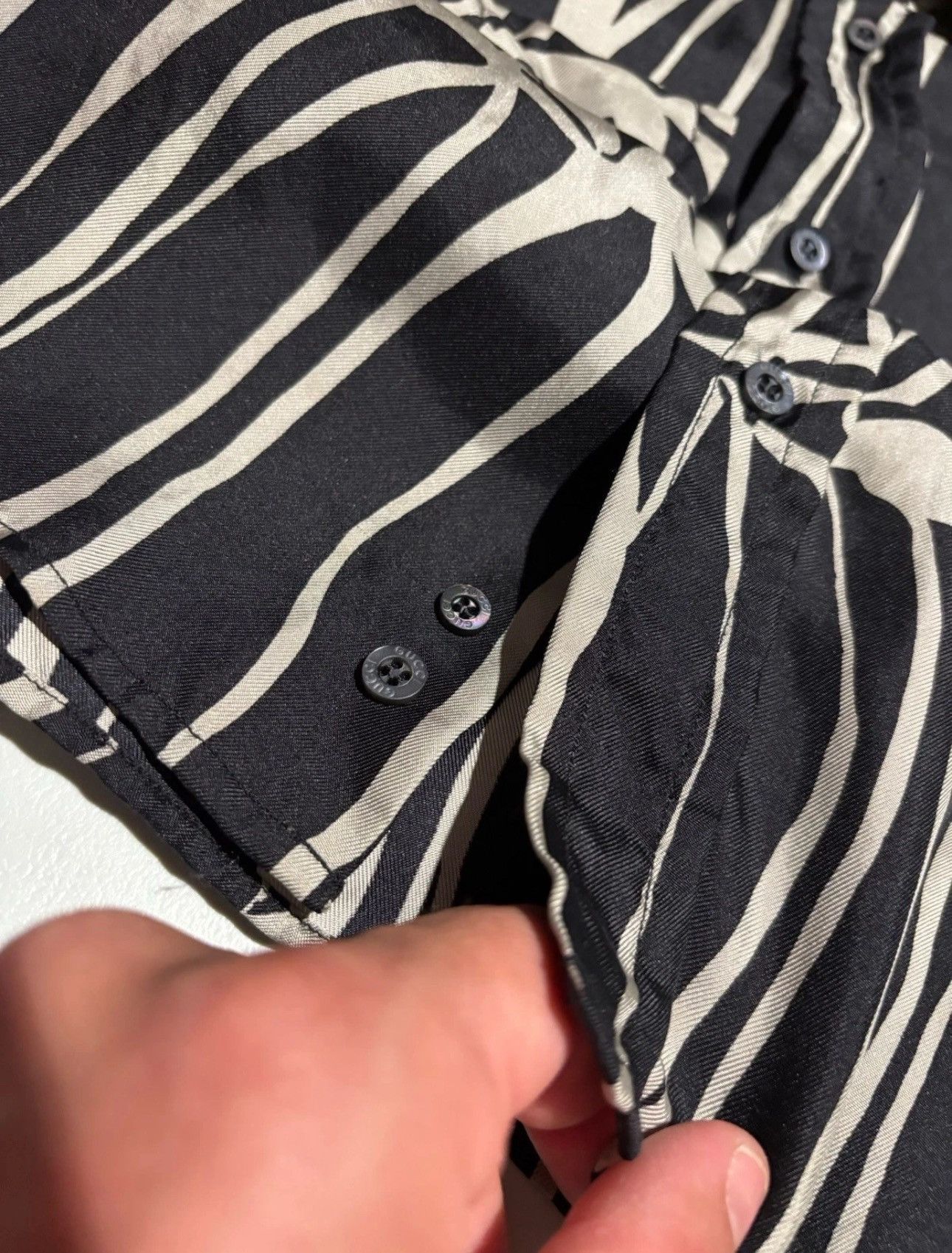 Gucci Gucci by Tom Ford Vintage Silk Shirt Size S / US 4 / IT 40 - 12 Thumbnail