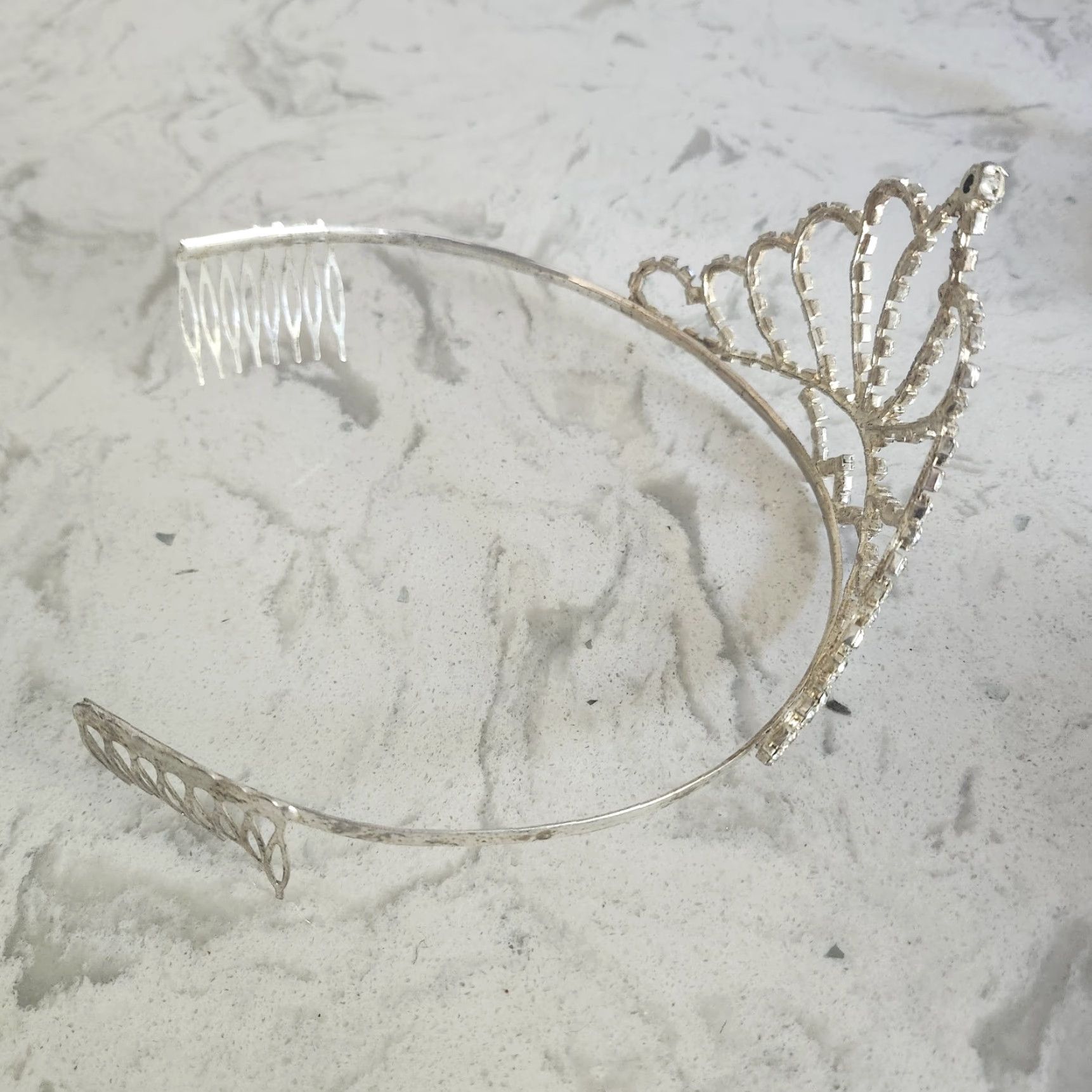 Vintage VINTAGE Silver Rhinestone Tiara Crown Headband With Comb Bridal Prom Size ONE SIZE - 6 Thumbnail