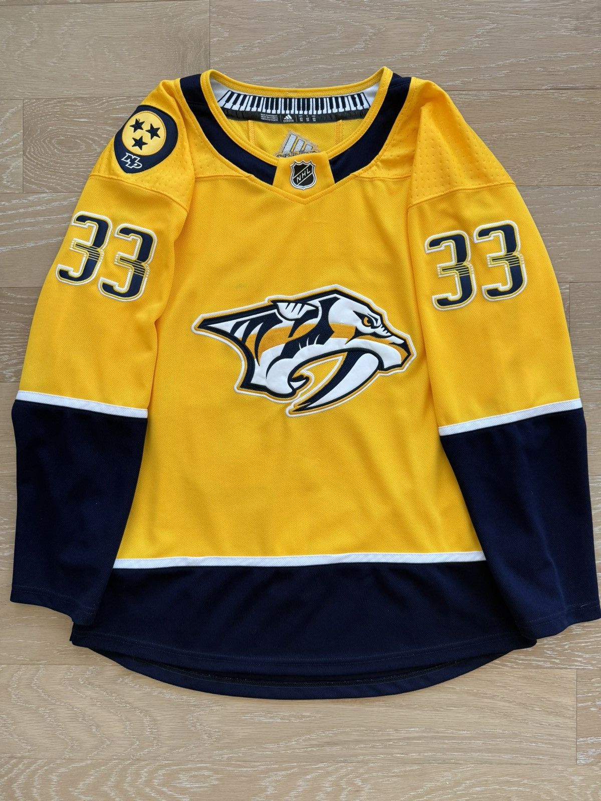 Adidas Nashville Predators NHL 33 Arvidsson Jersey Size US L / EU 52-54 / 3 - 2 Thumbnail