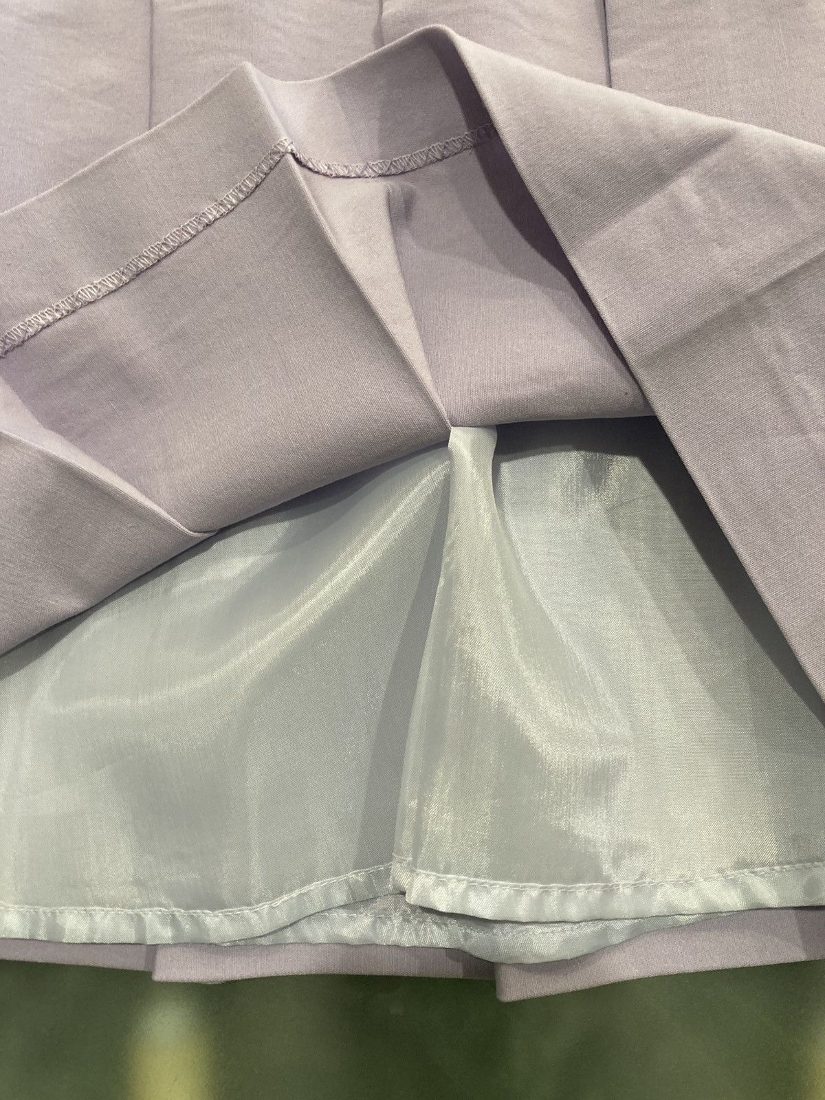 Japanese Brand Japanese Designer Archive Runway/Pleated Skirt/ Lavender Size 27" / US 4 / IT 40 - 6 Thumbnail