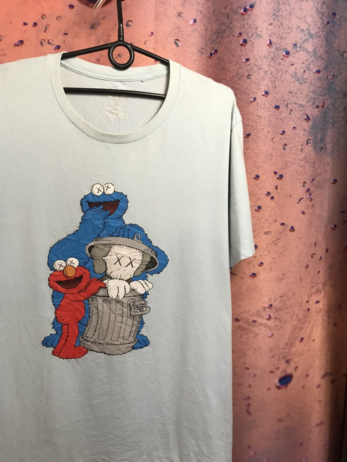 Kaws × Uniqlo Laws x Uniqlo streetwear tee Size US XL / EU 56 / 4 - 1 Thumbnail