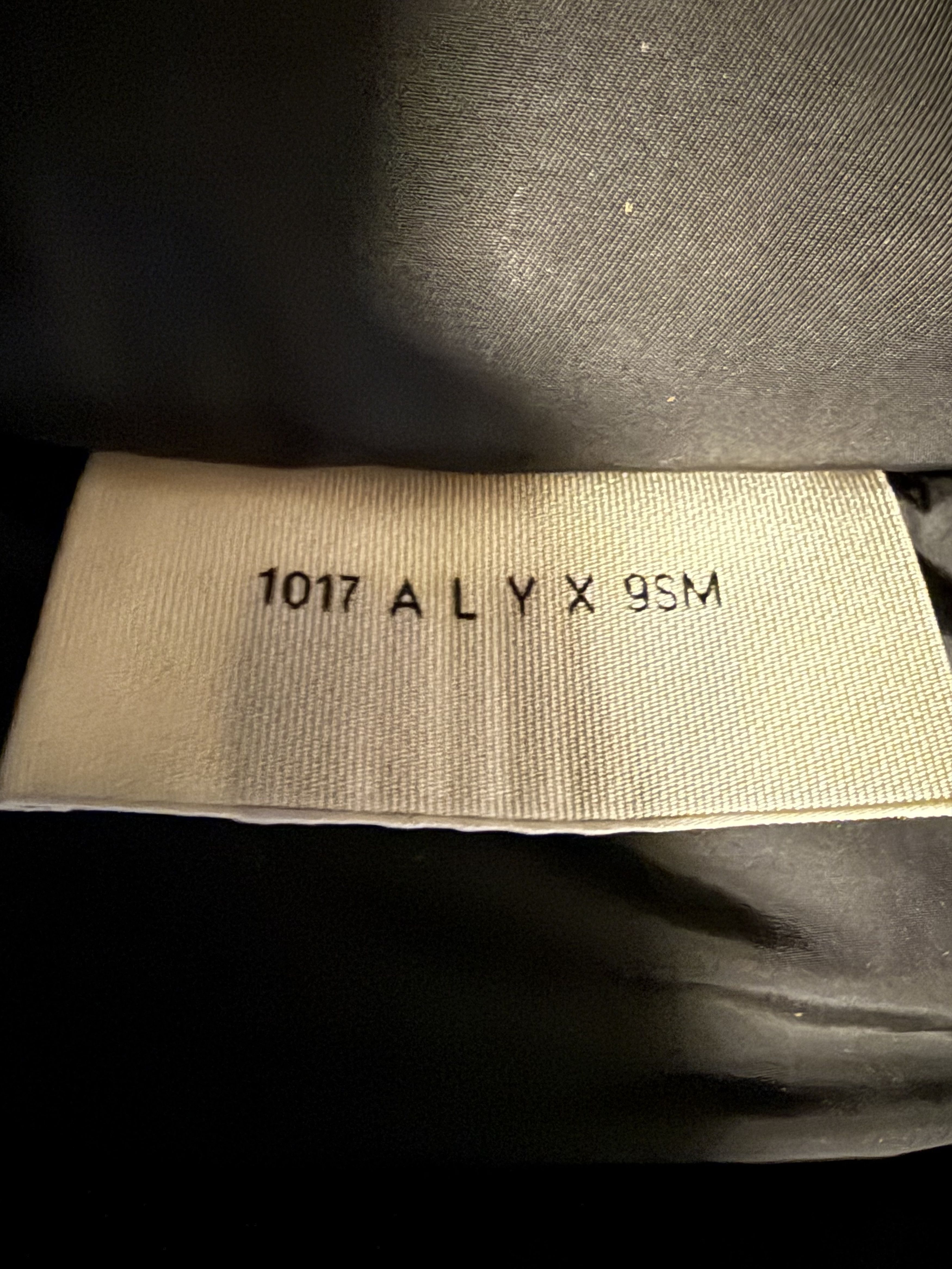 1017 ALYX 9SM 1017 ALYX 9SM Roller Coaster Black Buckle Puffer Vest - S Size US S / EU 44-46 / 1 - 11 Thumbnail