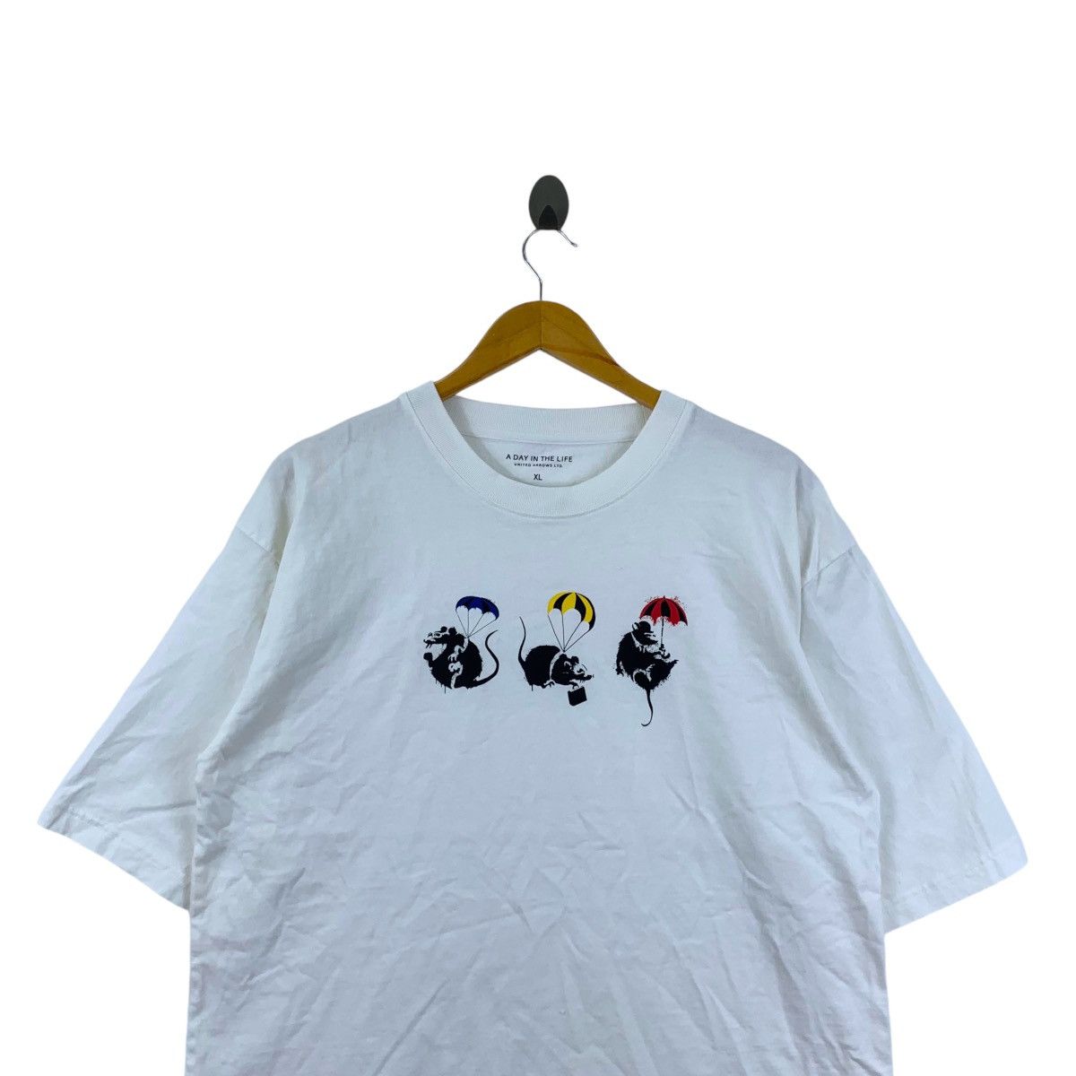 United Arrows UNITED ARROWS x BRANDALISED Banksy Rat Tee Shirt Size XL / US 12-14 / IT 48-50 - 2 Thumbnail