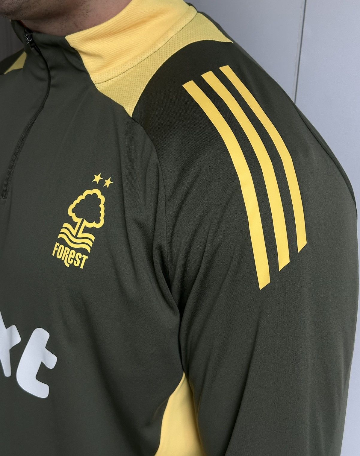 Adidas Adidas Nottingham Forest Training Top Green 1/4 Zip Men's Size US XXL / EU 58 / 5 - 5 Thumbnail
