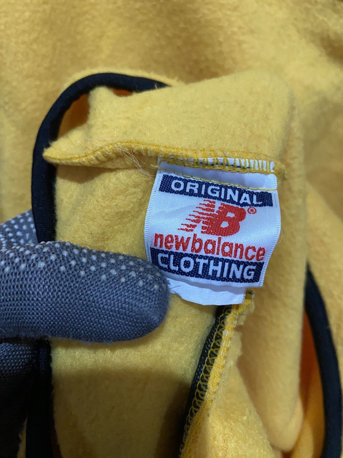 New Balance Vintage New Balance Fleece Pullover – 90s Yellow Quarter-Zip Size US L / EU 52-54 / 3 - 11 Thumbnail