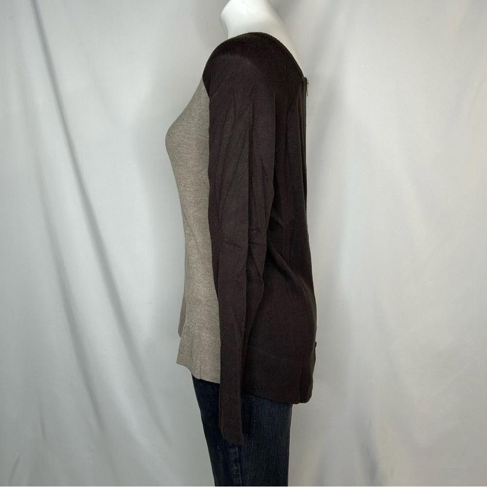 Designer Joan Vass Chic Two-Tone Zip-Back Sweater, M Size M / US 6-8 / IT 42-44 - 2 Thumbnail