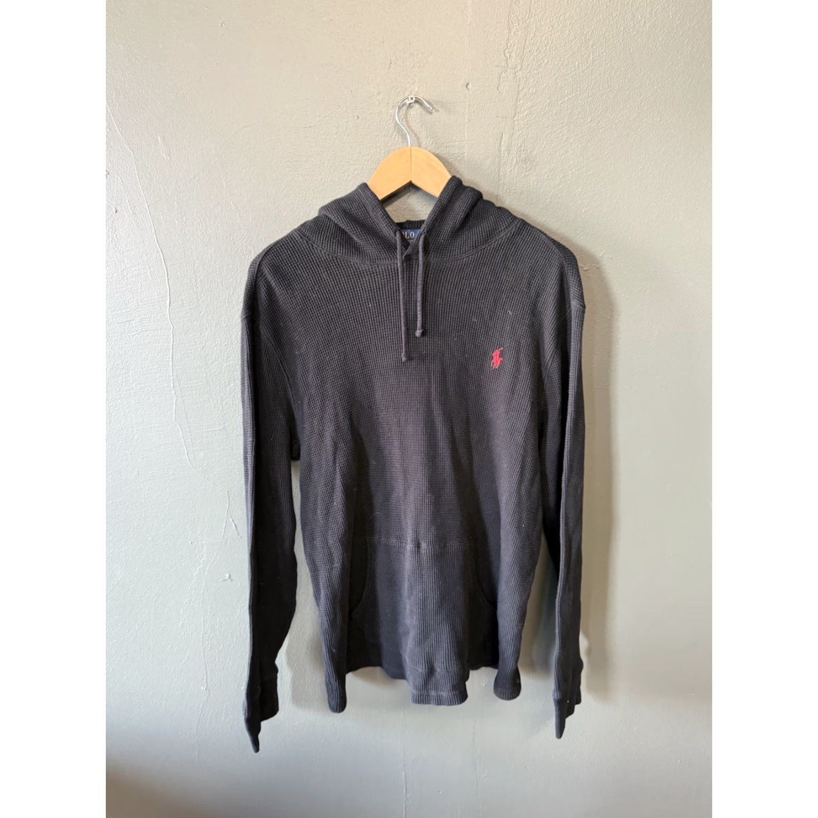 Polo Ralph Lauren Polo Ralph Lauren Sweatshirt Pullover Hooded Mens Black XL Waffled Sweatshirt Hooded Pullover Size XL Black Mens Polo Ralph Lauren Size US XL / EU 56 / 4 - 2 Thumbnail