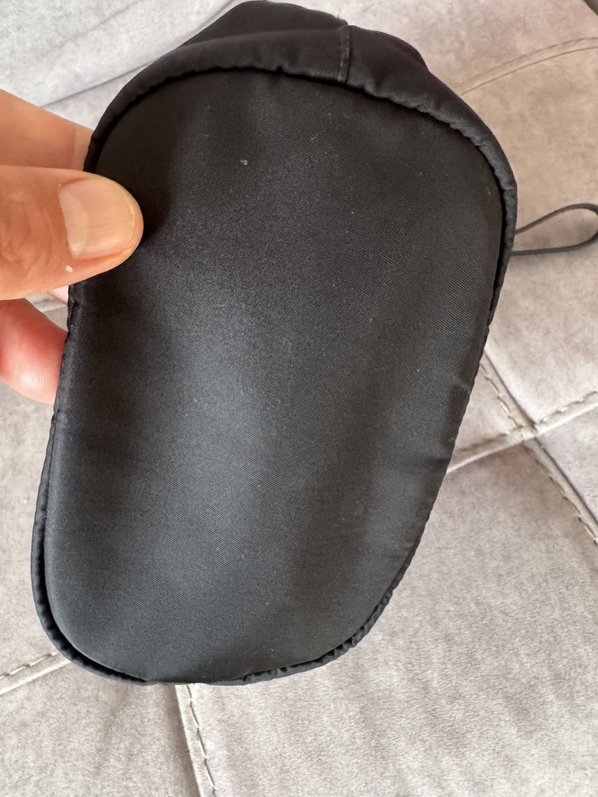 Prada PRADA pouch mini bag SEE REAL TAPE MEASUREMENTS IN PHOTOS Size ONE SIZE - 6 Thumbnail