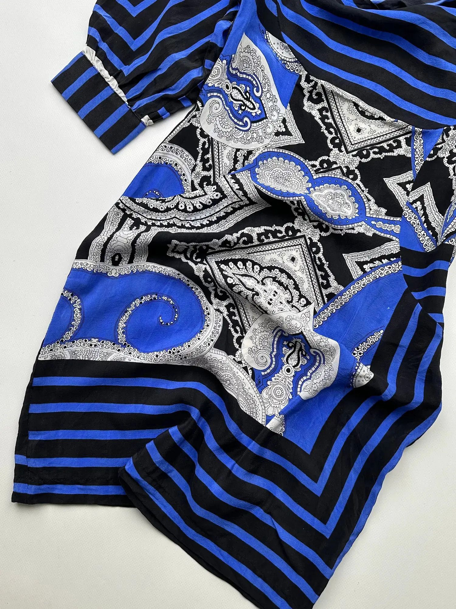 Just Cavalli Class Roberto Cavalli Vintage Printed Dress (367) Size S / US 4 / IT 40 - 4 Thumbnail