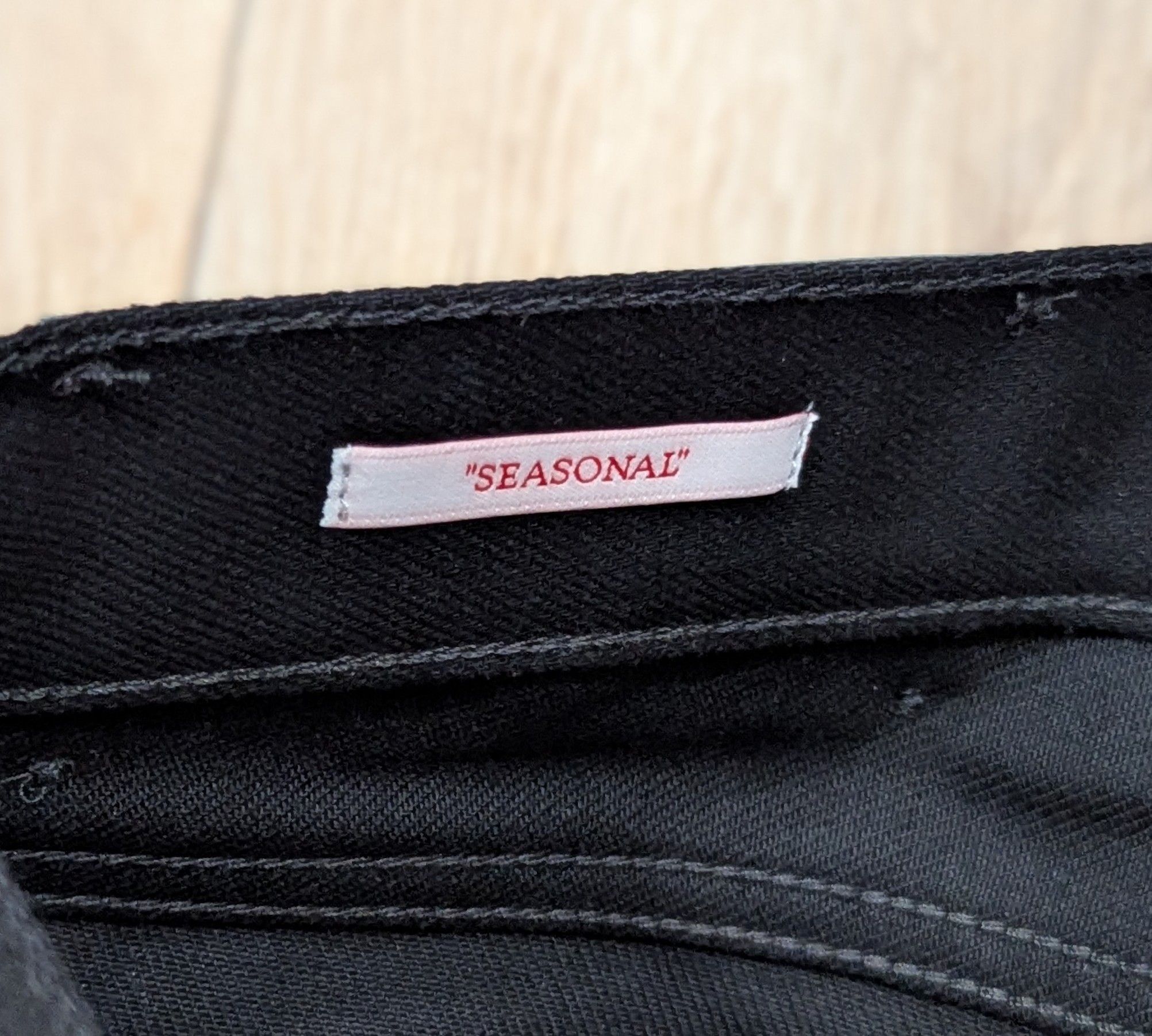 Off-White OFF-WHITE Leaf Embroidered Logo Skate Fit Jeans Black 32 Size US 32 / EU 48 - 7 Thumbnail