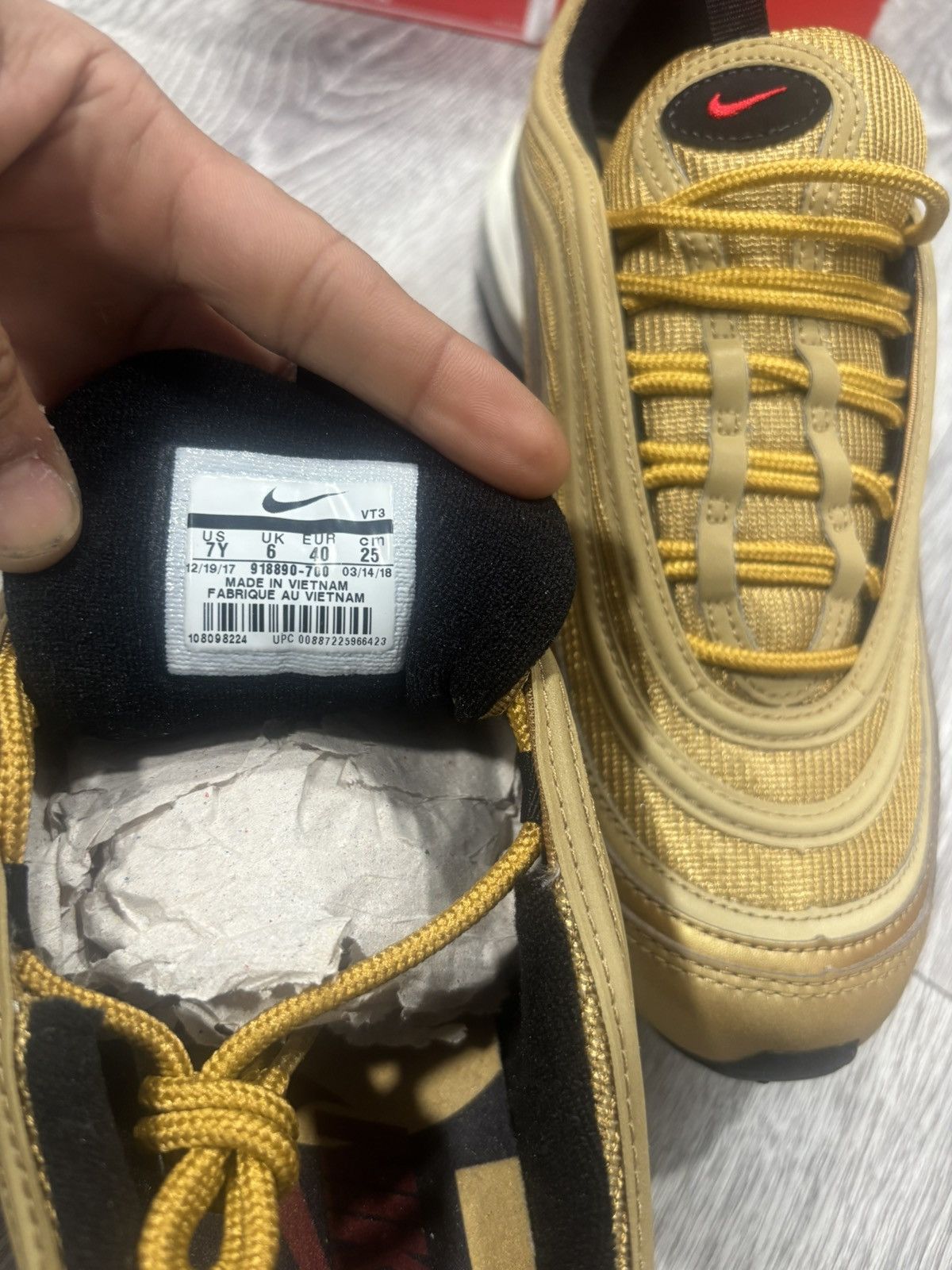 Nike NIKE AIR MAX 97 QS (Gs) Size US 7 / EU 40 - 1 Thumbnail