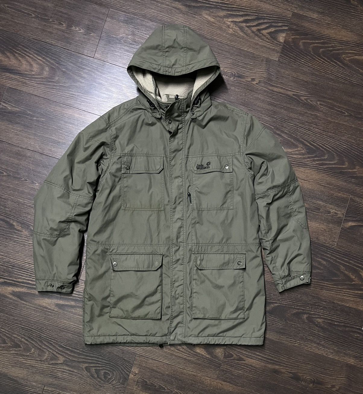 Jack wolfskin outdoor winter parka Sherpa lining waterproof