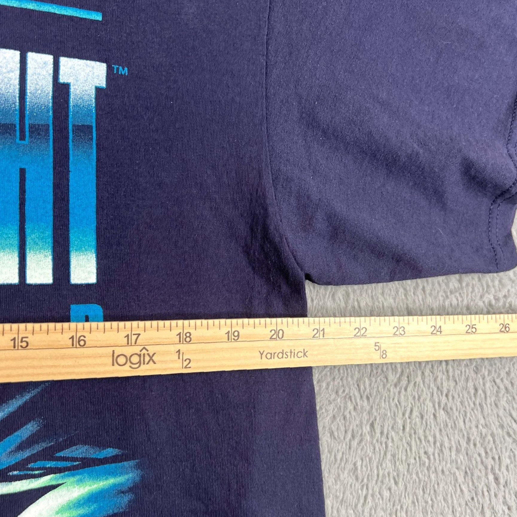 Vintage VINTAGE Six Flags Batman Dark Knight T-Shirt Men Size L Blue Amusement Park 2000s Size US L / EU 52-54 / 3 - 6 Thumbnail