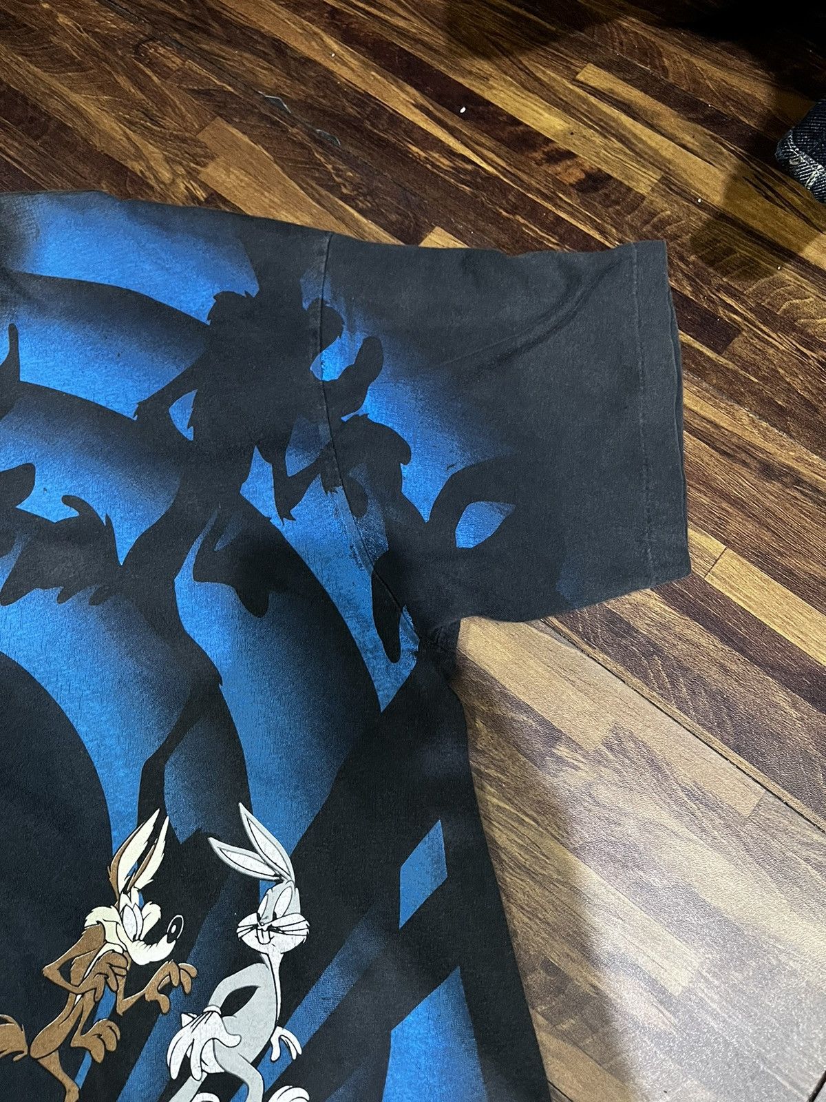 Vintage Vintage Looney Tunes Squad Shadow 1993 Size US L / EU 52-54 / 3 - 2 Thumbnail