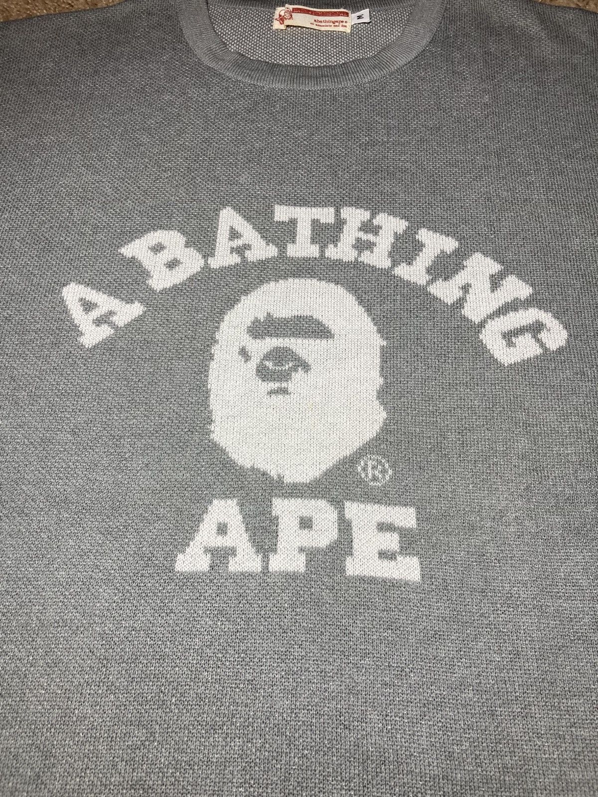 Bape 1999 Bape College Logo Knit Top White 90s OG Vintage Ape Size US M / EU 48-50 / 2 - 5 Thumbnail