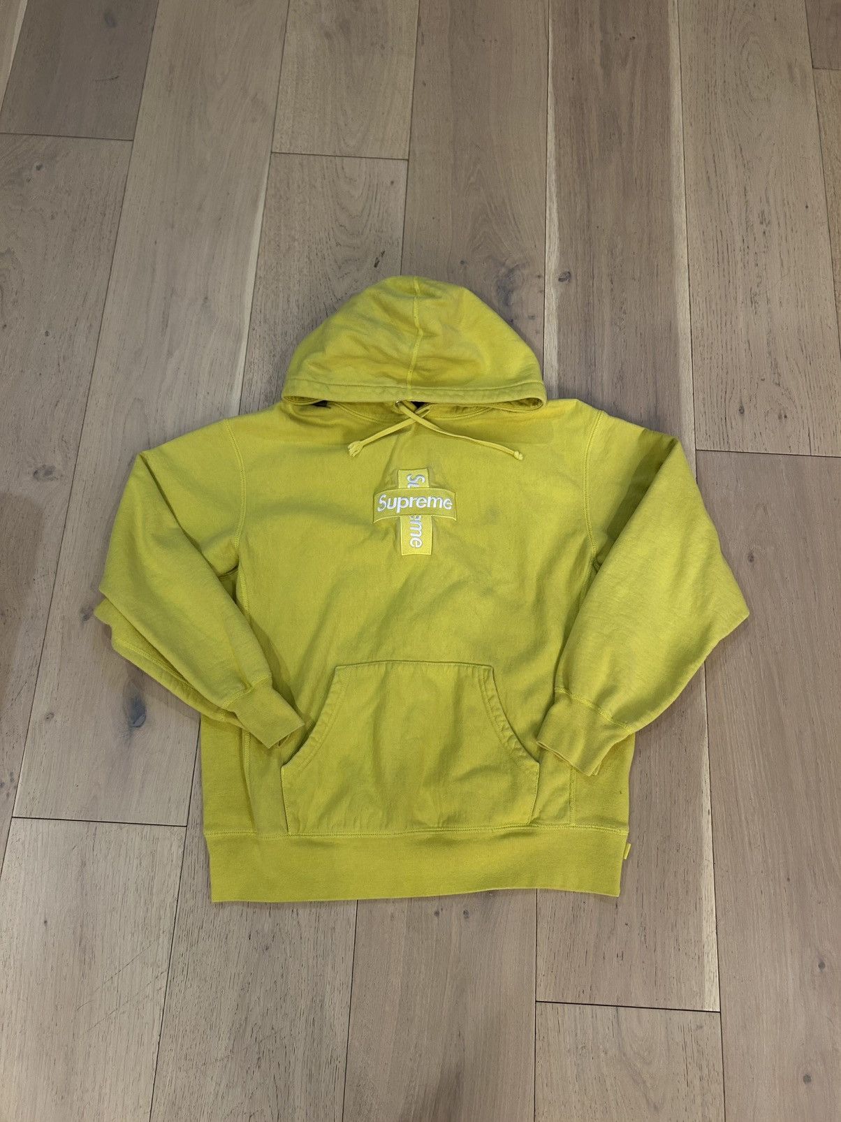 Supreme Cross Box Logo Hooded Sweatshirt Lemon FW20 – UniqueHype