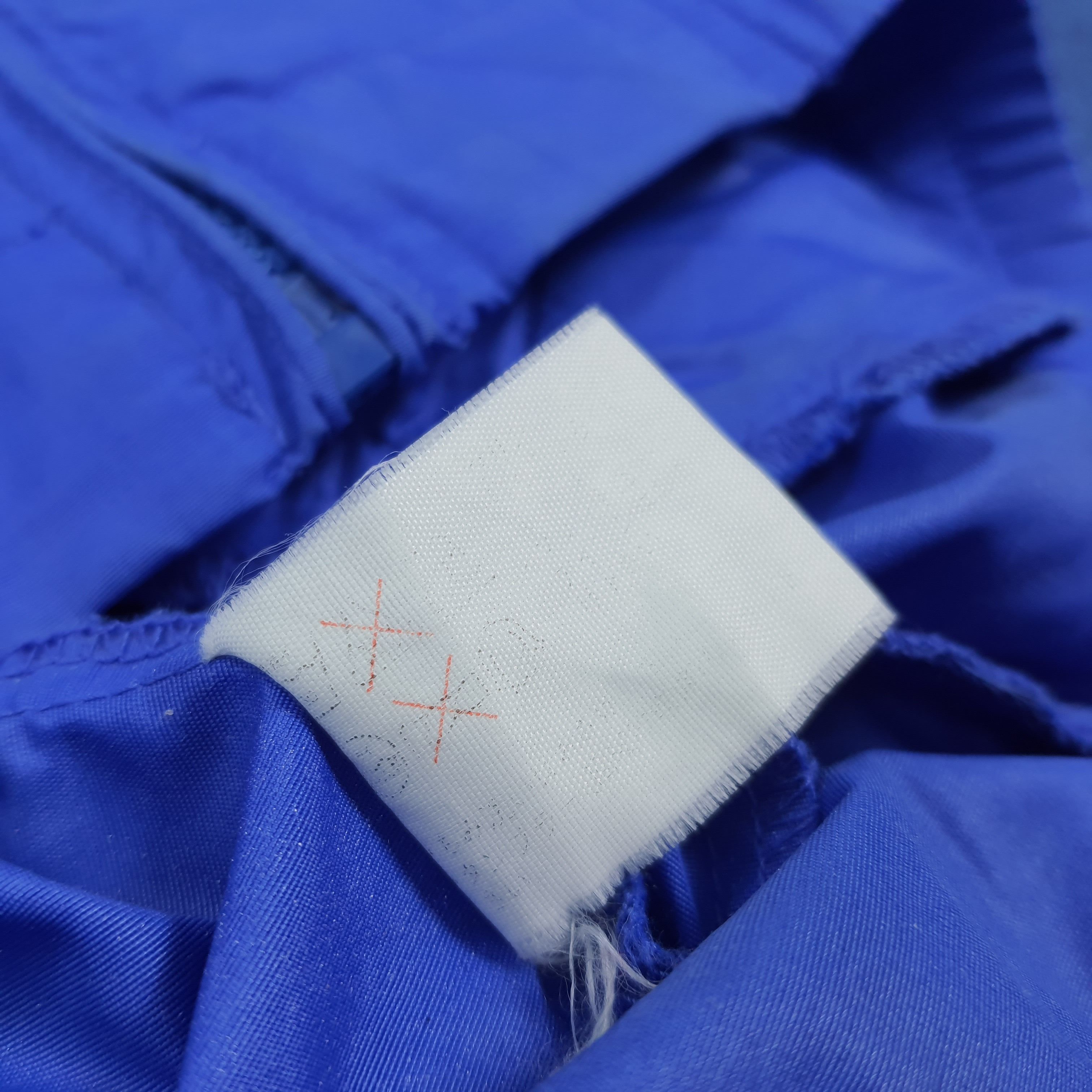 Japanese Brand Vintage TRD Toyota Racing Custom Logo Thin Jacket C281N7 Size US L / EU 52-54 / 3 - 7 Thumbnail