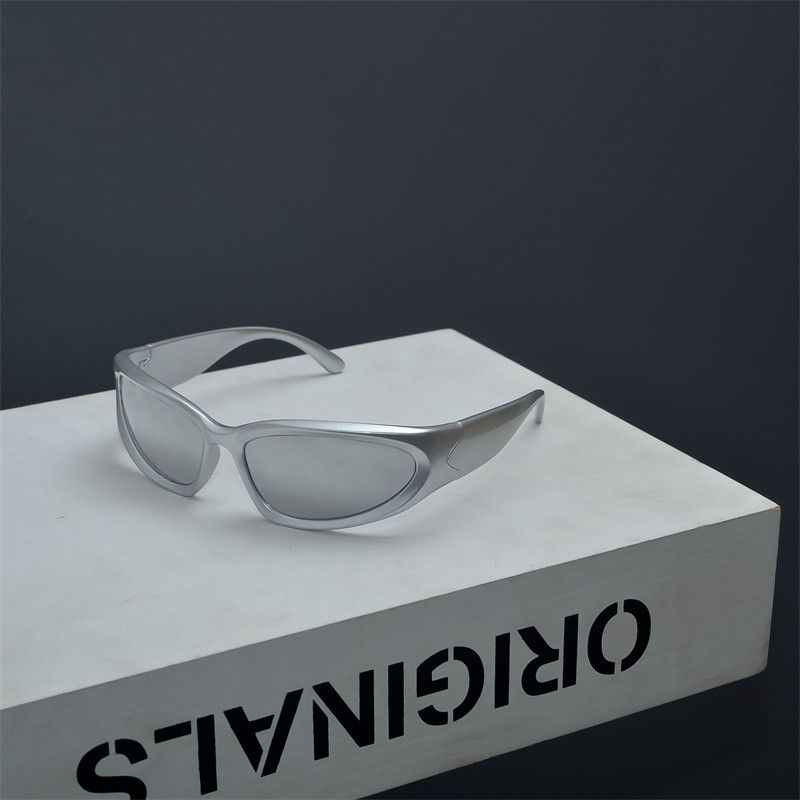 VIBE Crazy Street ins style custom avant-garde sunglasses Size ONE SIZE - 1 Thumbnail